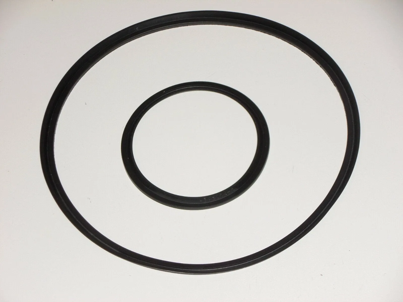 Transtec Aluminum Reverse Input/Band Drum Piston Lip Seal for 700R4 / 4L60 (GM-TH-700-R4-4L60E) image 3