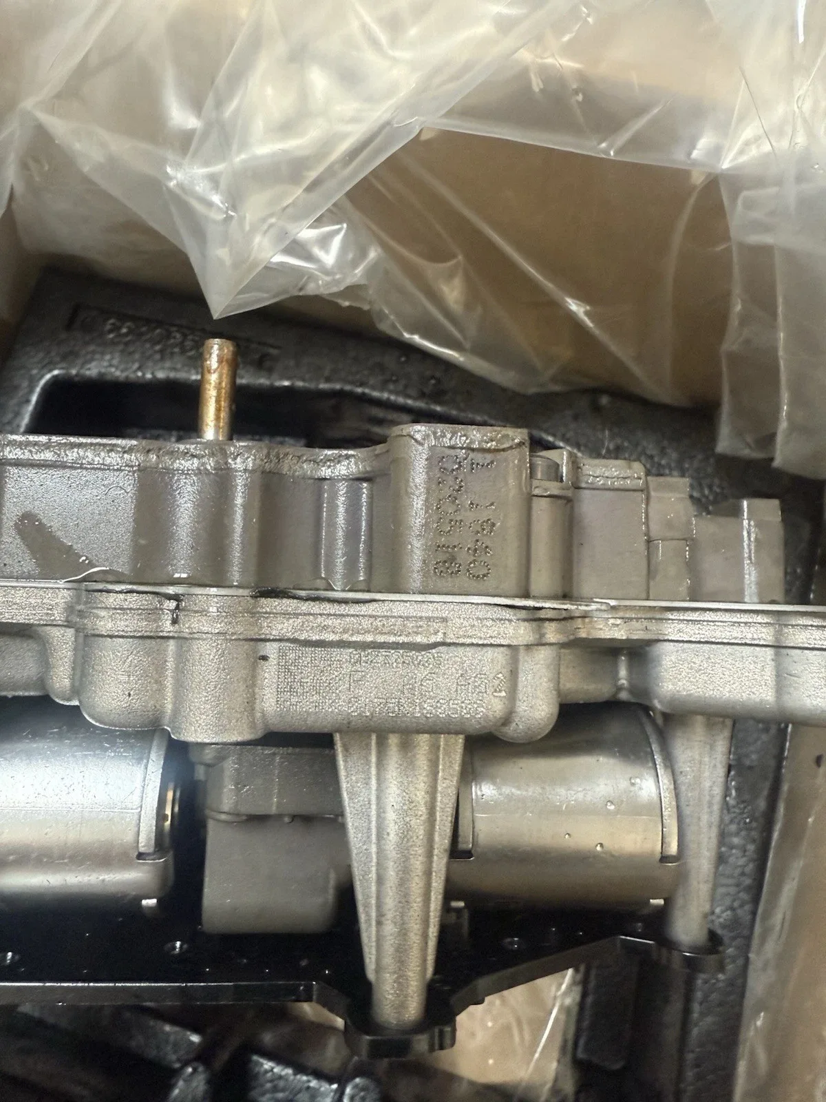 2018 Lamborghini Hurakak Transmission Valve Body VAG 0BH.325.065G image 4