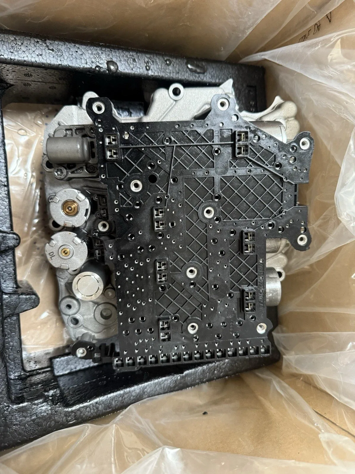 2018 Lamborghini Hurakak Transmission Valve Body VAG 0BH.325.065G