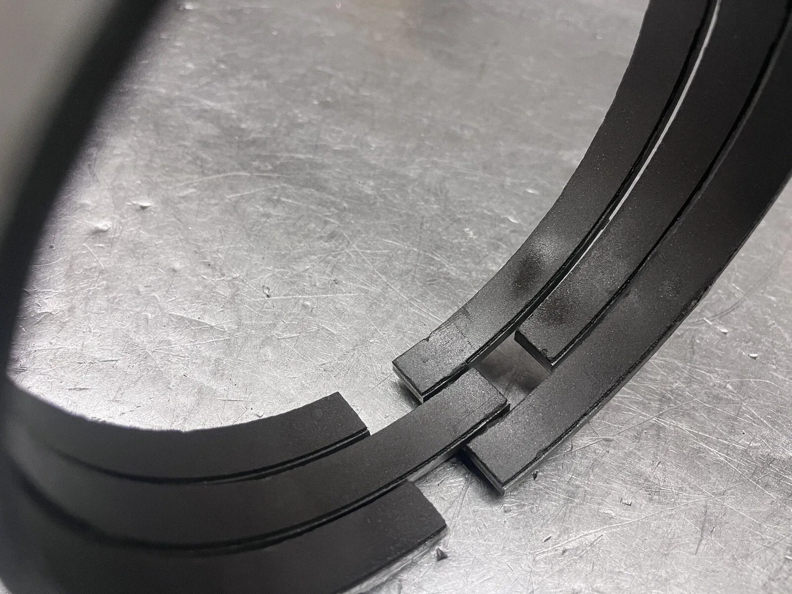 Ford AOD Rear Band and Servo - Used image 2