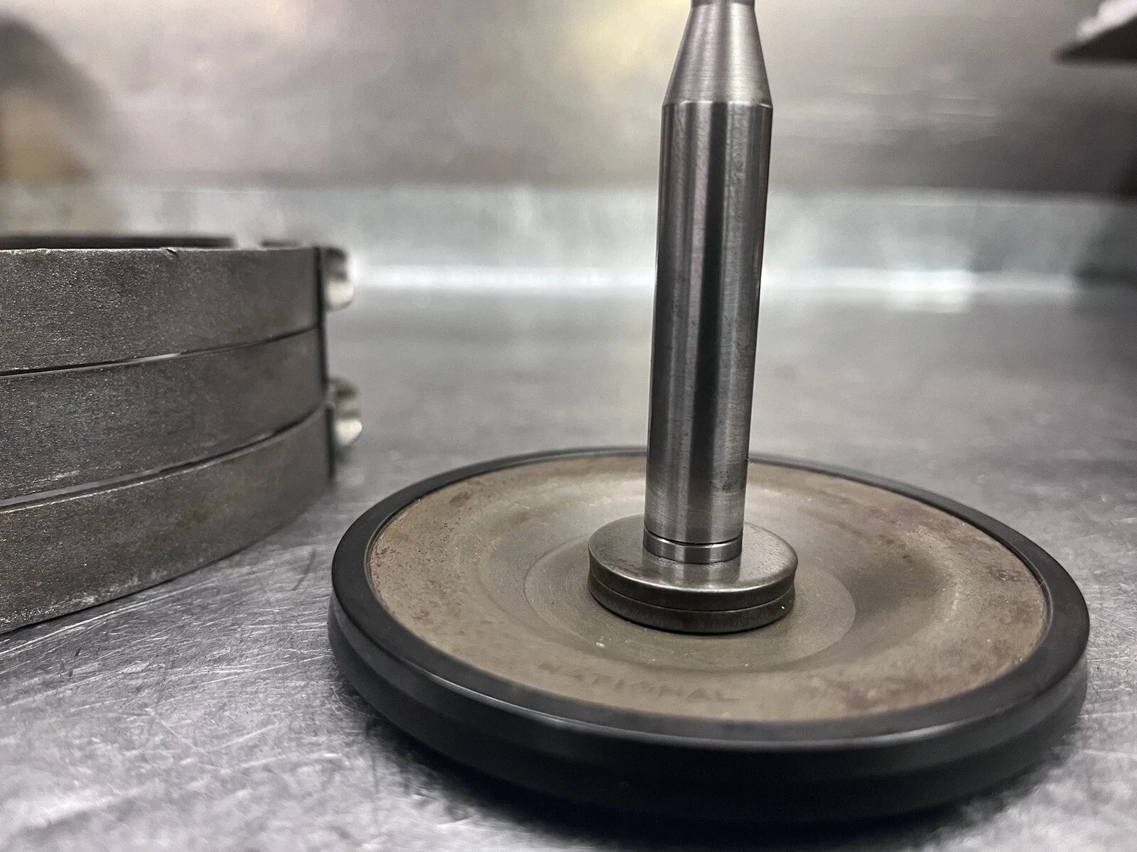 Ford AOD Rear Band and Servo - Used image 3