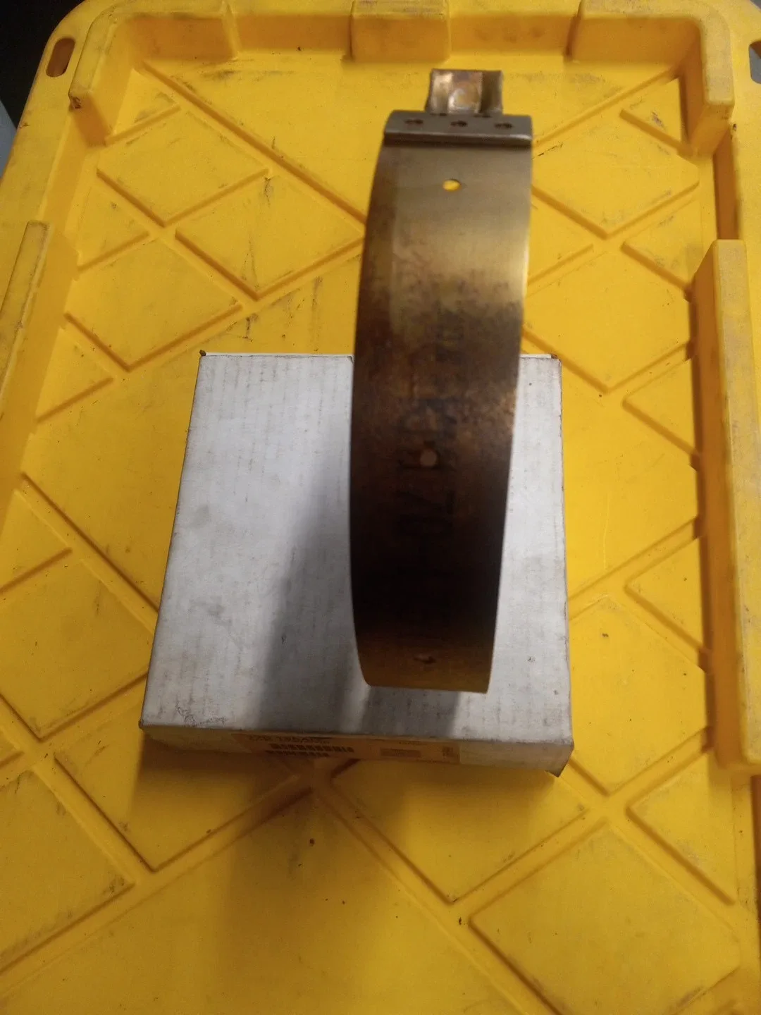 Mitsubishi KM170 Brake Band image 4