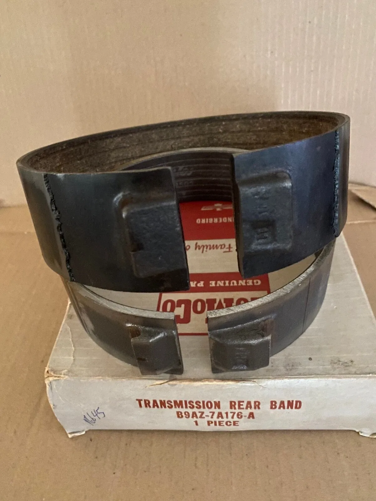 Fordomatic 2-Speed Ford Automatic Transmission with Bands and V8 Modulator image 4