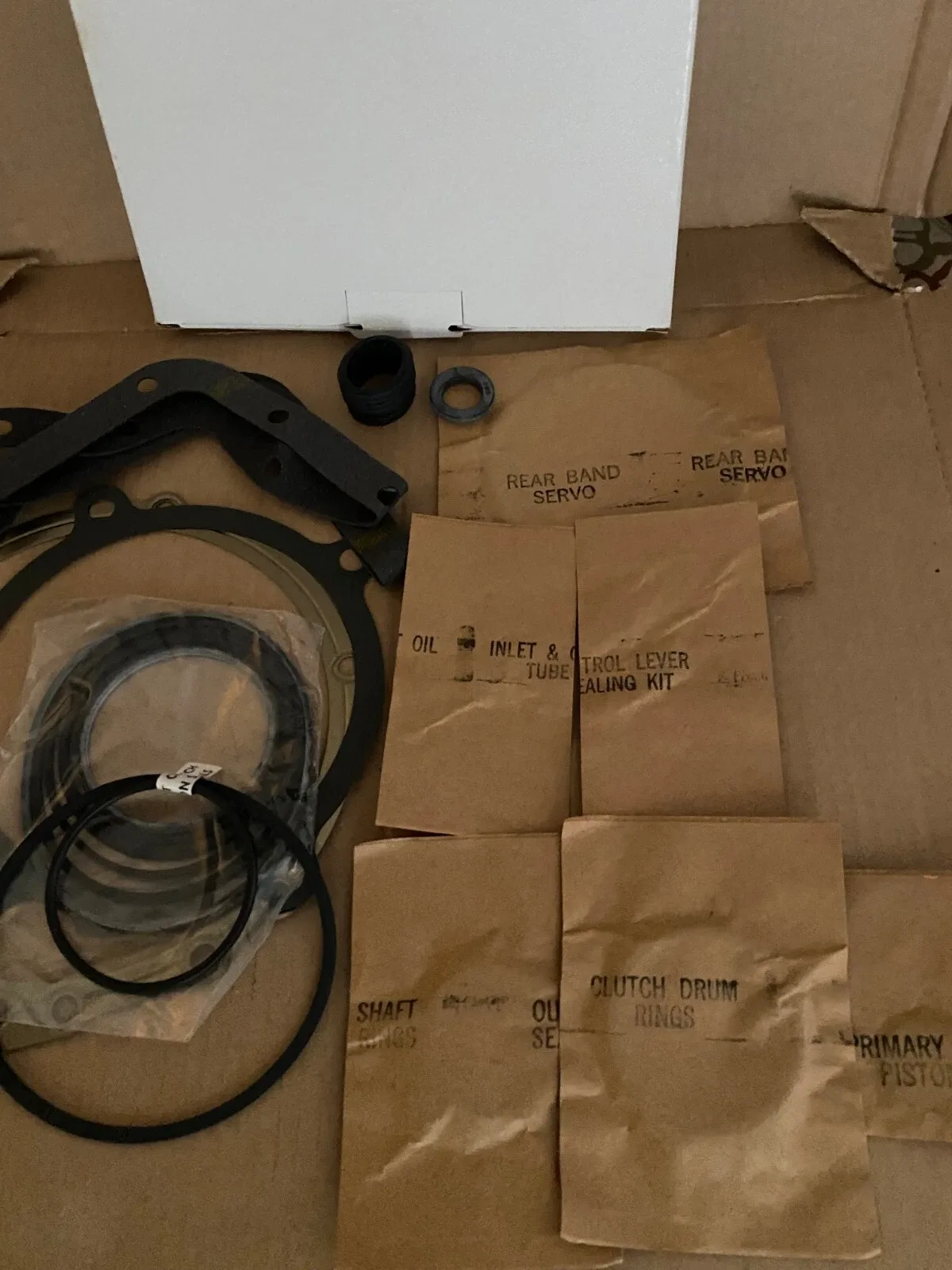 Fordomatic 2-Speed Ford Automatic Transmission with Bands and V8 Modulator
