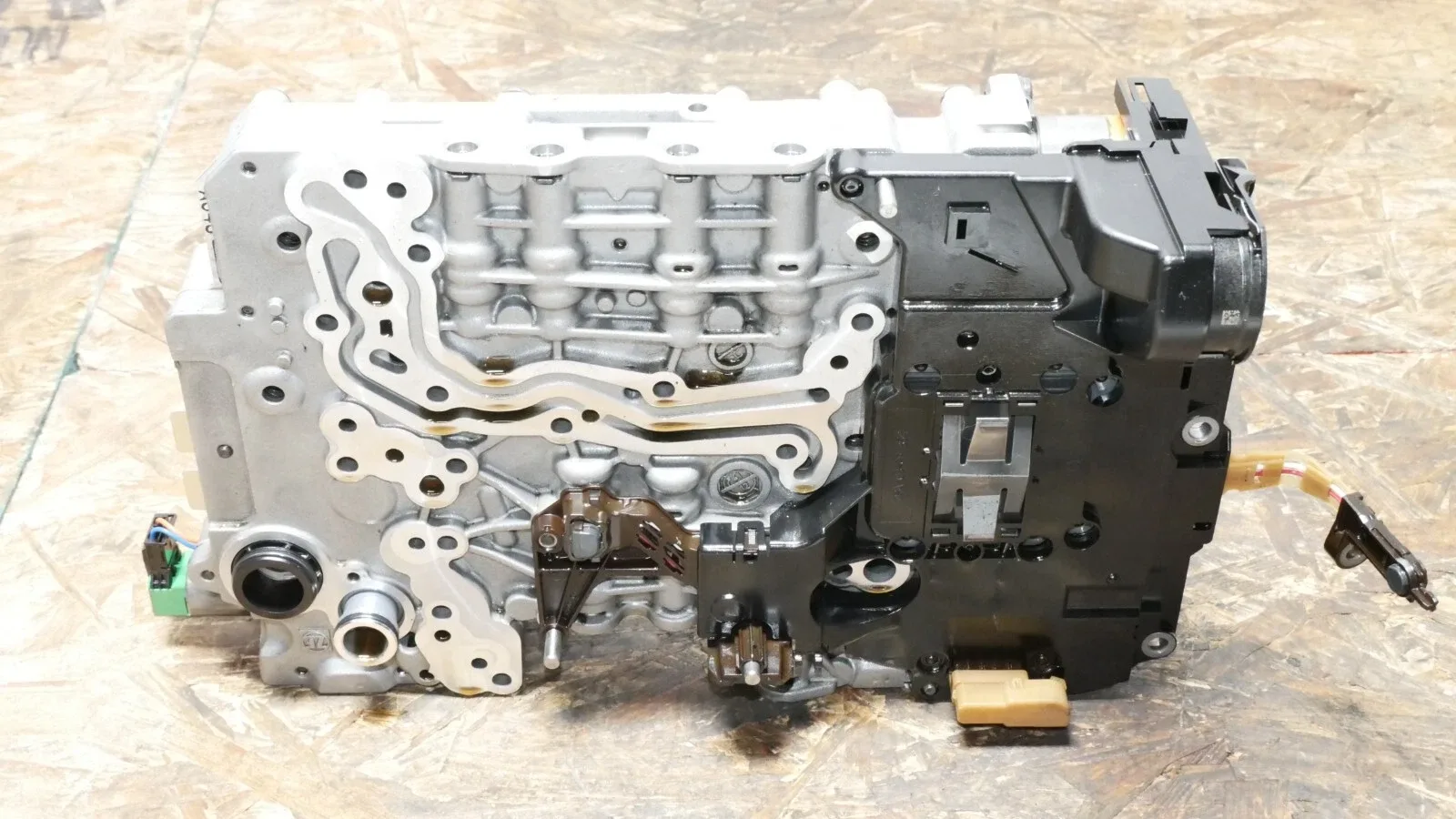BMW E70 E71 GA6HP26Z Valve Body Mechatronics - 24009894681 image 3