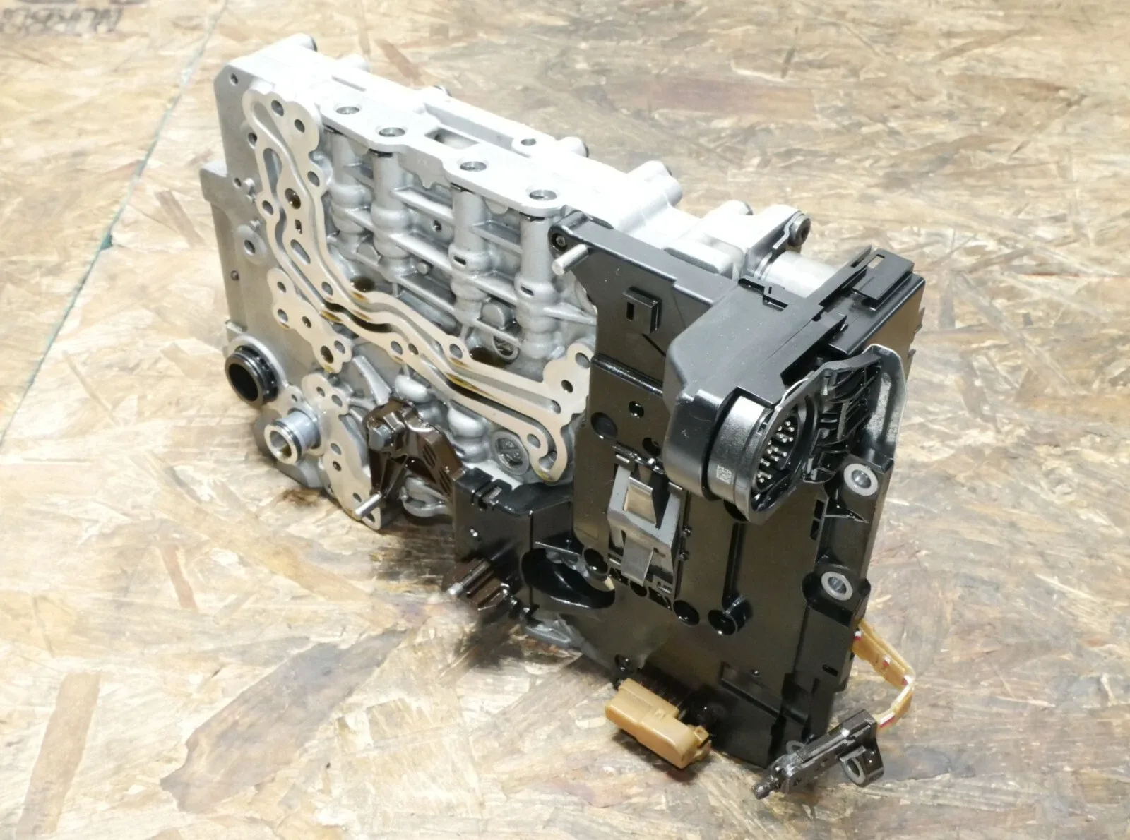 BMW E70 E71 GA6HP26Z Valve Body Mechatronics - 24009894681 image 4