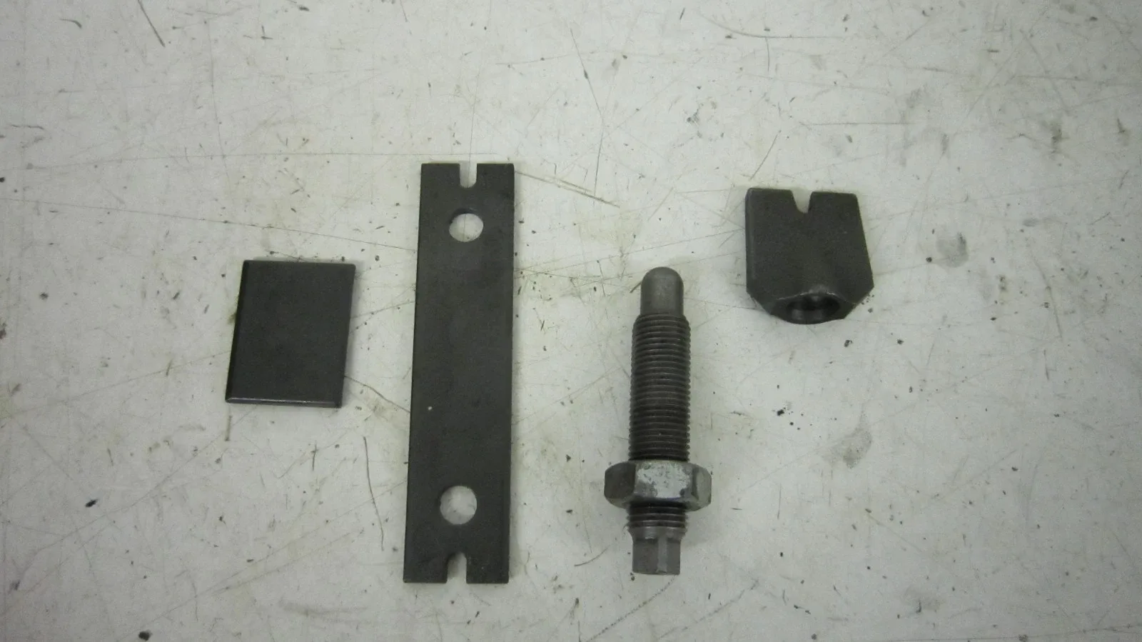 46RH / 47RH Front Band Wedges & Adjustment Bolt — 5.9 Cummins