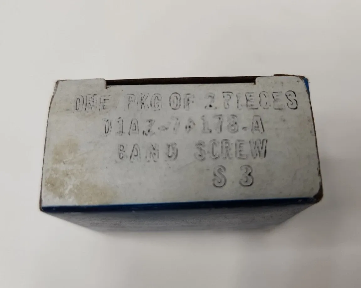 Ford Band Screws D1AZ-7A178-A - New Old Stock image 3