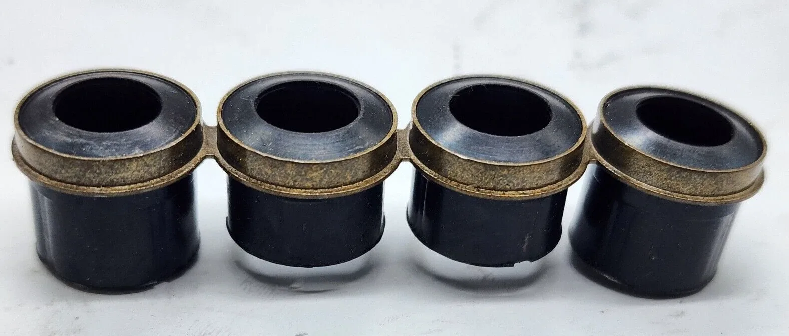 Seals for 6L45/6L80/6L90 Valve Body Pass-Through - Part 24224789