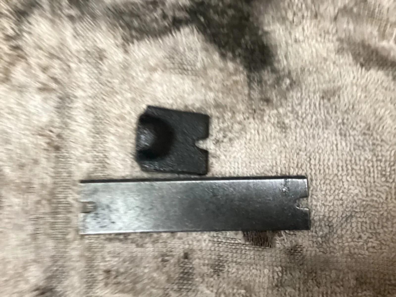 1967-1968 Dodge/Mopar A727 (727) Front Band Struts — OEM Used image 2