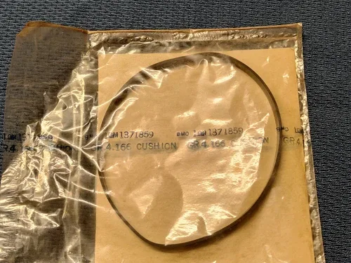 NOS GM 1371859 Transmission Cushion Band