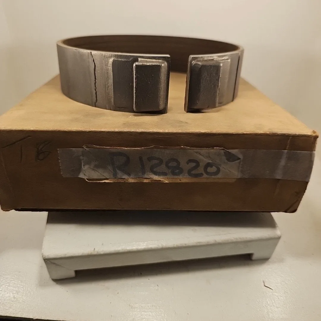 Volvo T6 Transmission Solid Band R12820 (Vintage NOS)