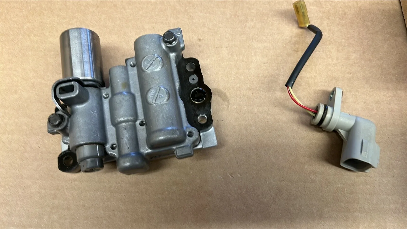 2006-2015 Lexus IS250 IS350 Transfer Case Valve Body with Solenoid UF1AE image 2