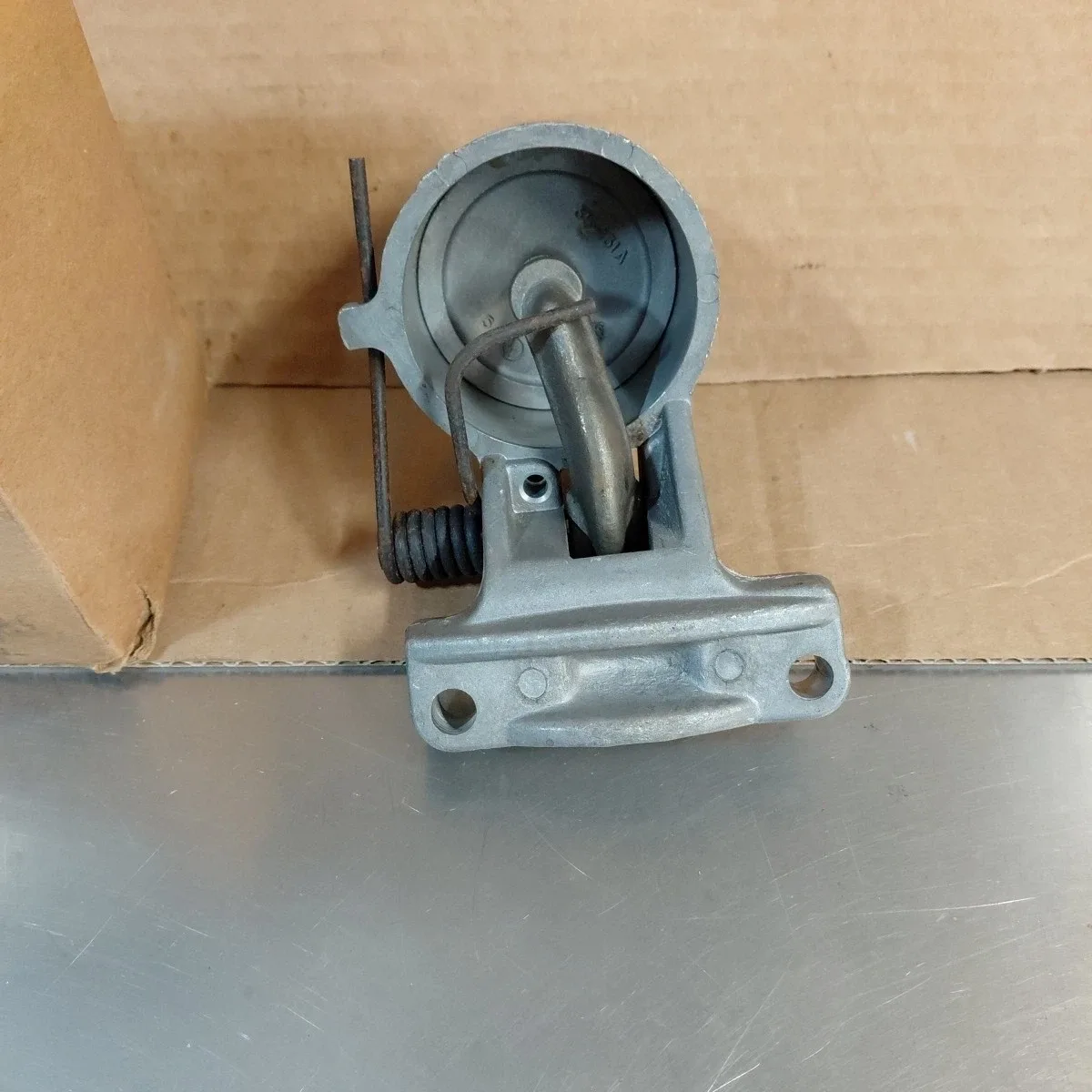 1956-1966 Studebaker Automatic Rear Servo Assembly 1565817 image 4