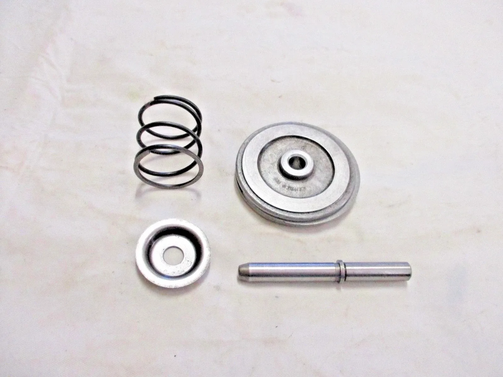 1971 Chevrolet Chevelle Turbo 350 Intermediate Band Servo Assembly