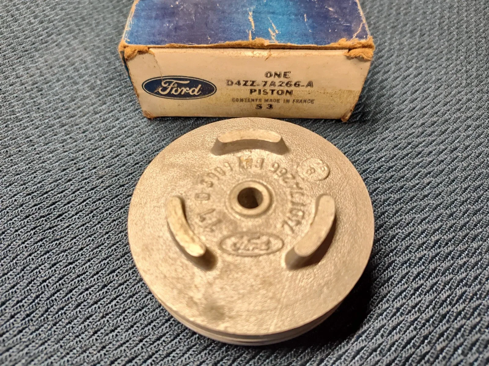 Ford D4ZZ-7A266-A NOS Transmission Reverse Band Servo Piston - C3 A/T