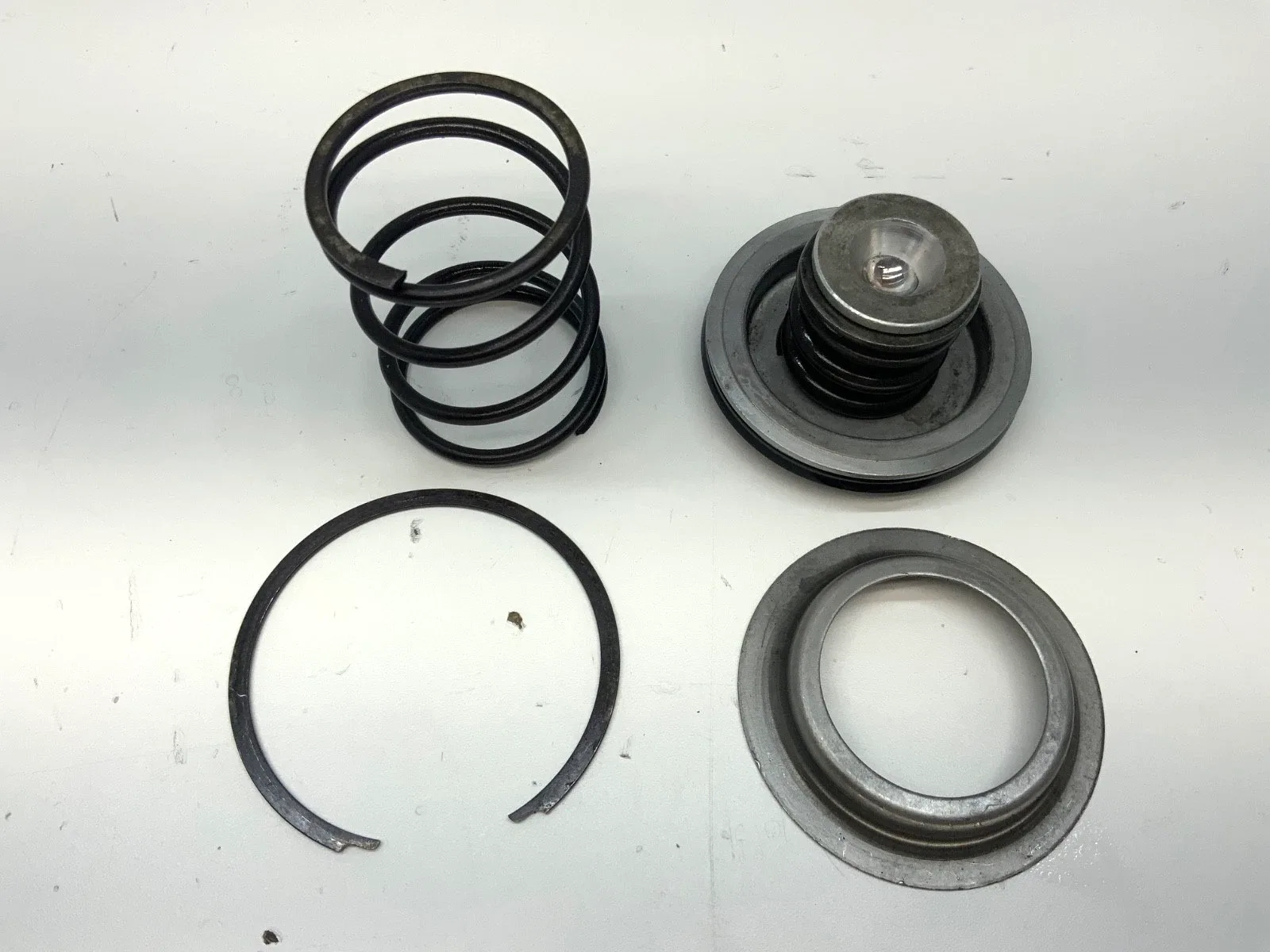 Mopar 727 TorqueFlite Low/Reverse Kickdown Servo (MOPAR 727 TRANS PARTS) image 3