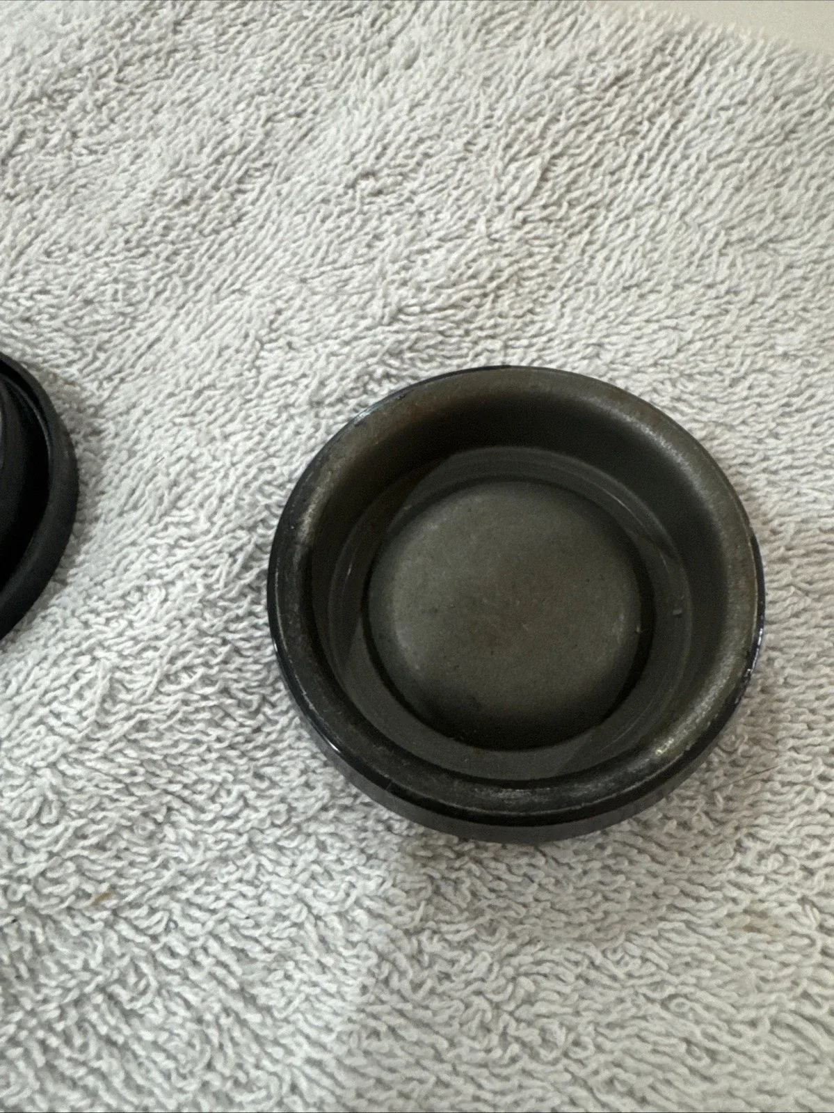 1992-up Ford 1-2 Accumulator Piston Cover for 4R70W/4R75 AODE MPN 76929A image 2
