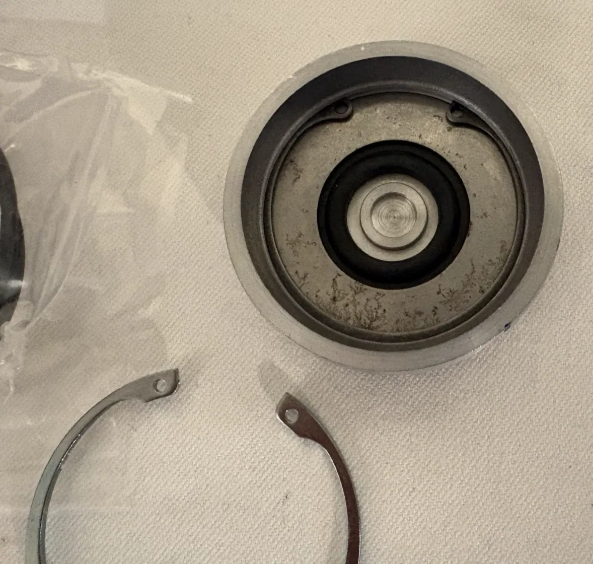 Volvo B4 Servo Cover Update Kit 30751262 - Automatic Transmission image 3