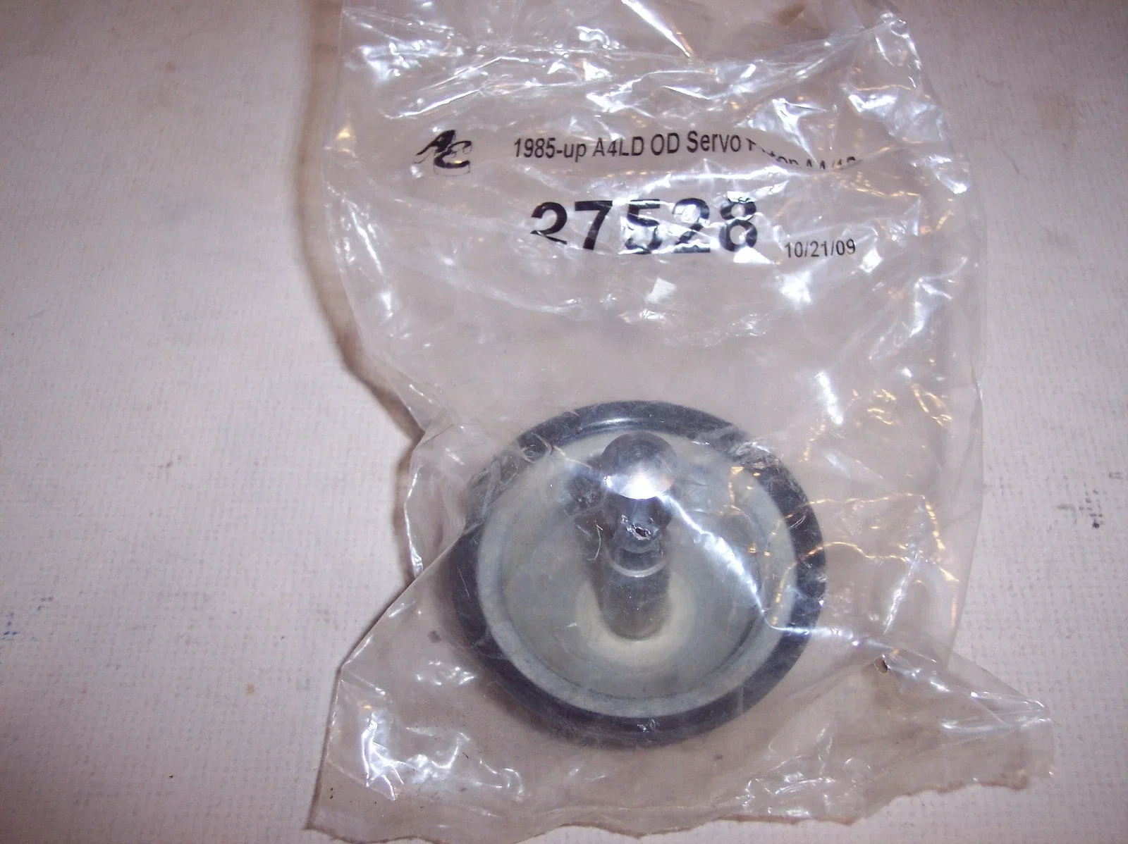 1985+ Ford A4LD Overdrive Servo Piston 2.100" PN 27528 (Autry Enterprises)