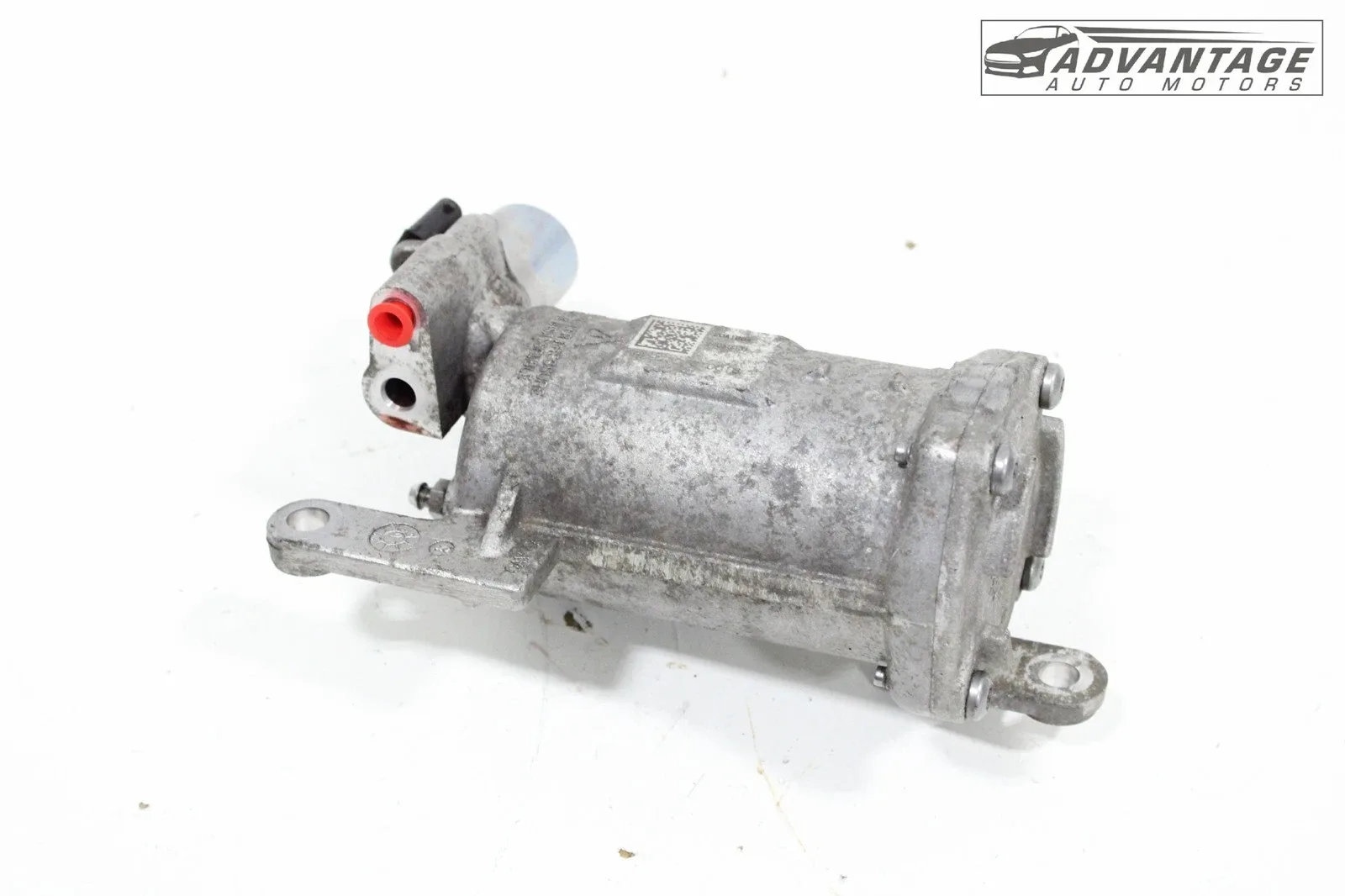 2024-2025 Chevrolet Trax Transmission Servo Accumulator OEM 24050331 / 24284859 image 2