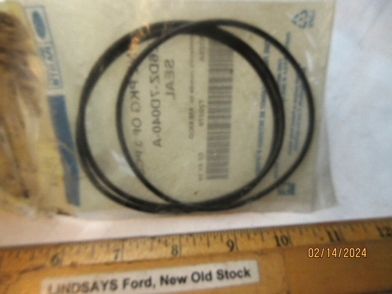 1986-2003 Ford Transmission Servo Cover Seal E6DZ-7D040-A (3 pcs) image 3