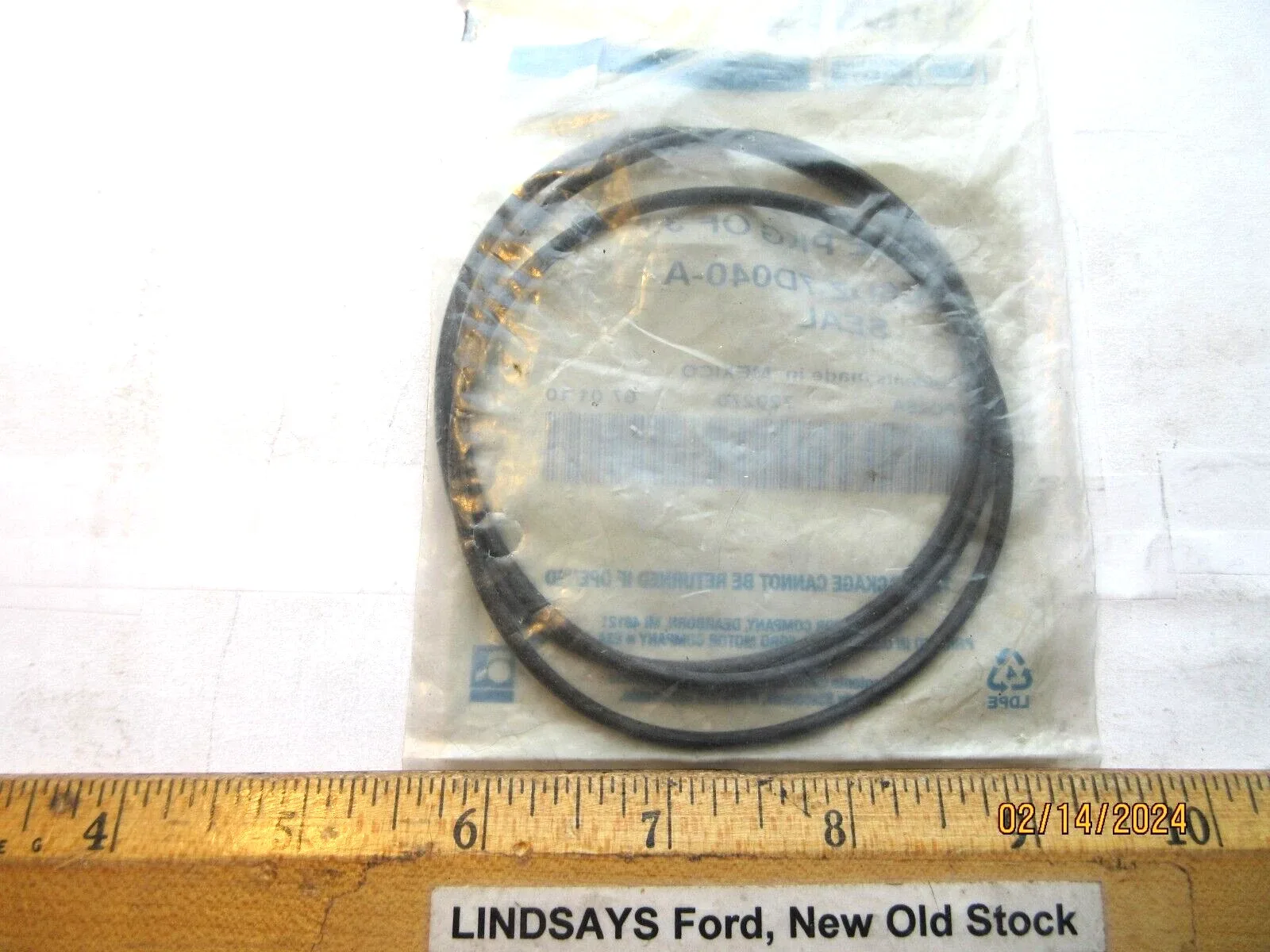 1986-2003 Ford Transmission Servo Cover Seal E6DZ-7D040-A (3 pcs)