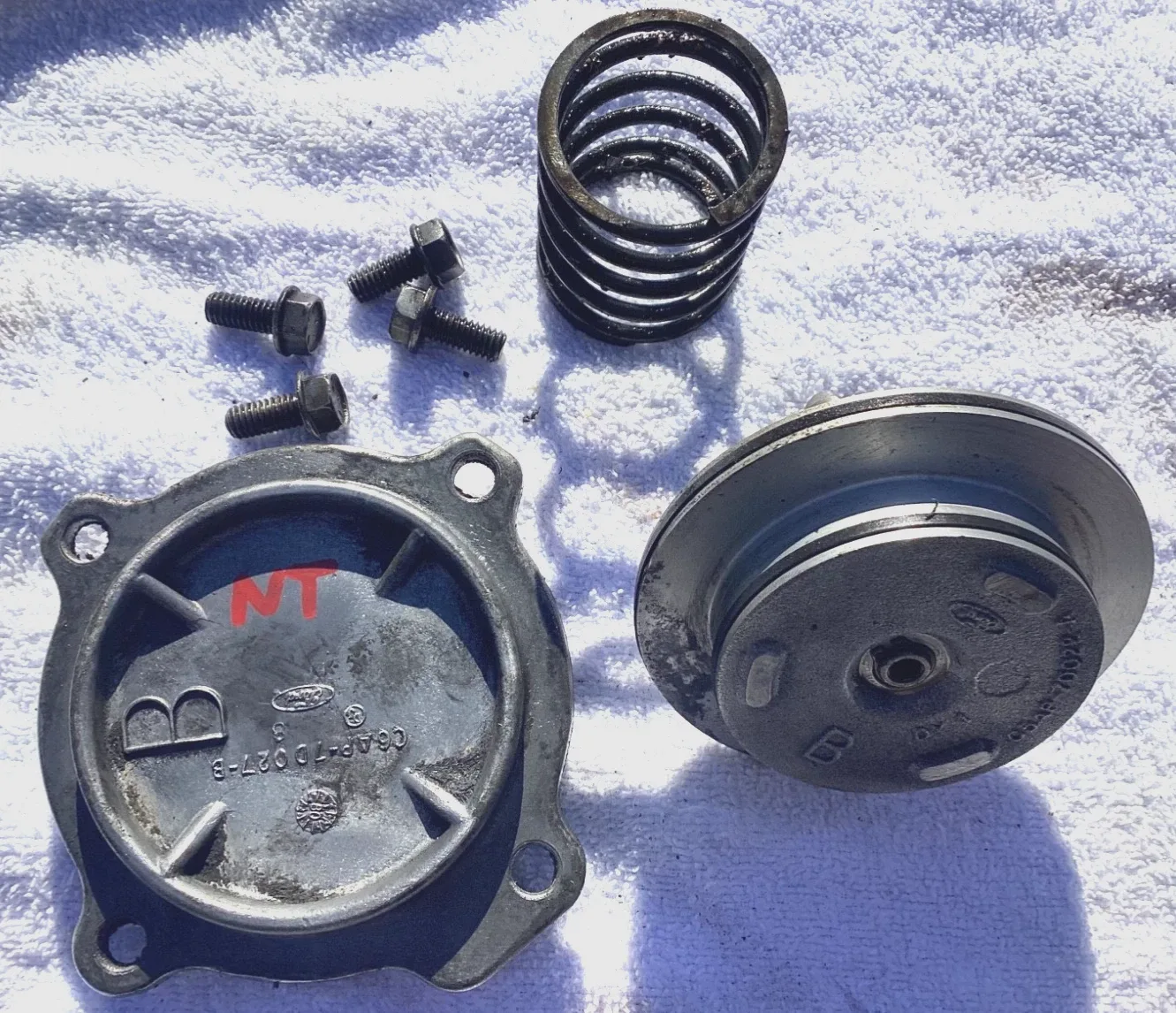 Ford C4 Transmission B Servo OEM Used - with Spring & Bolts