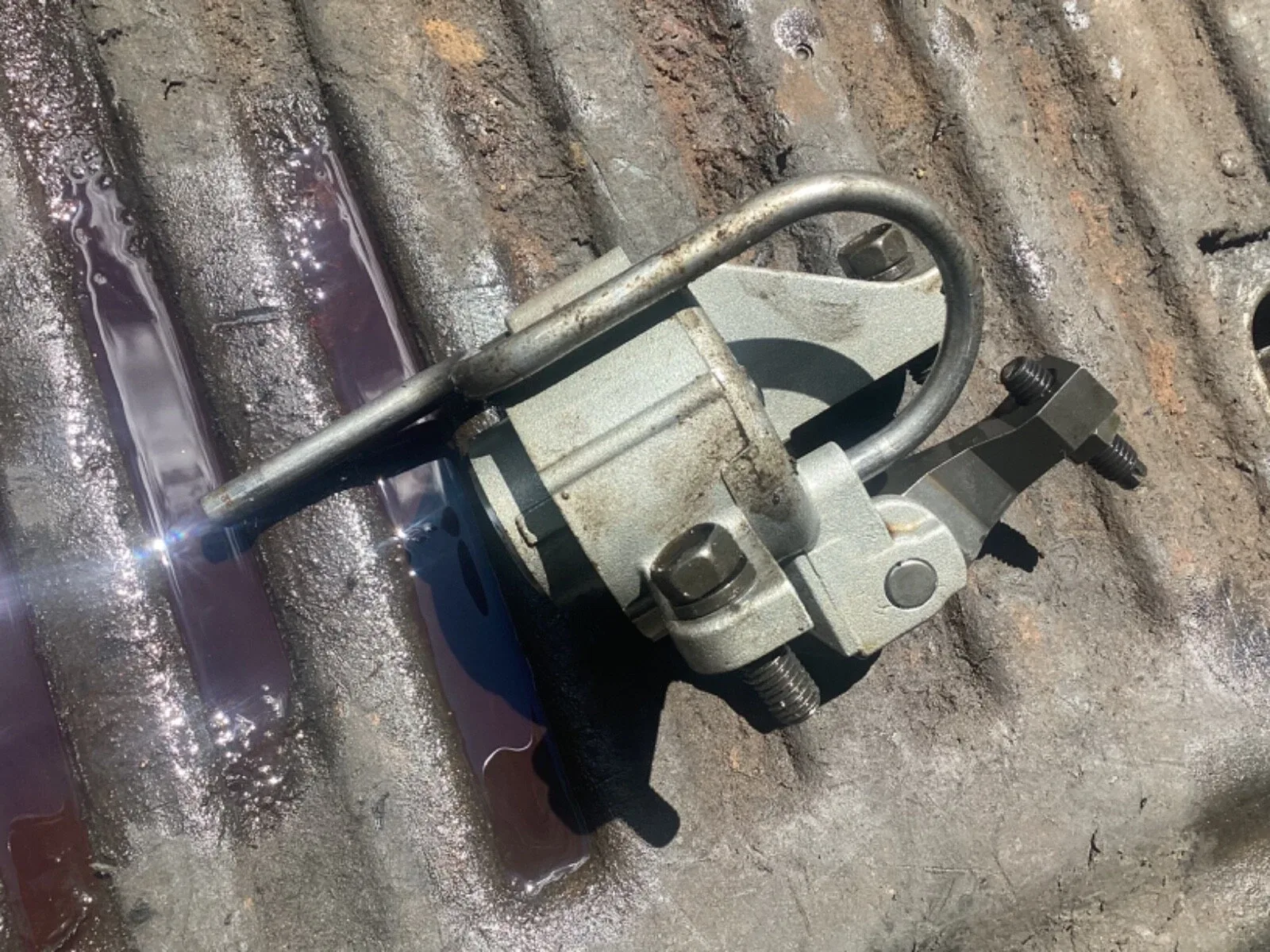 1975 Ford FMX Front Servo Assembly - OEM Used image 4