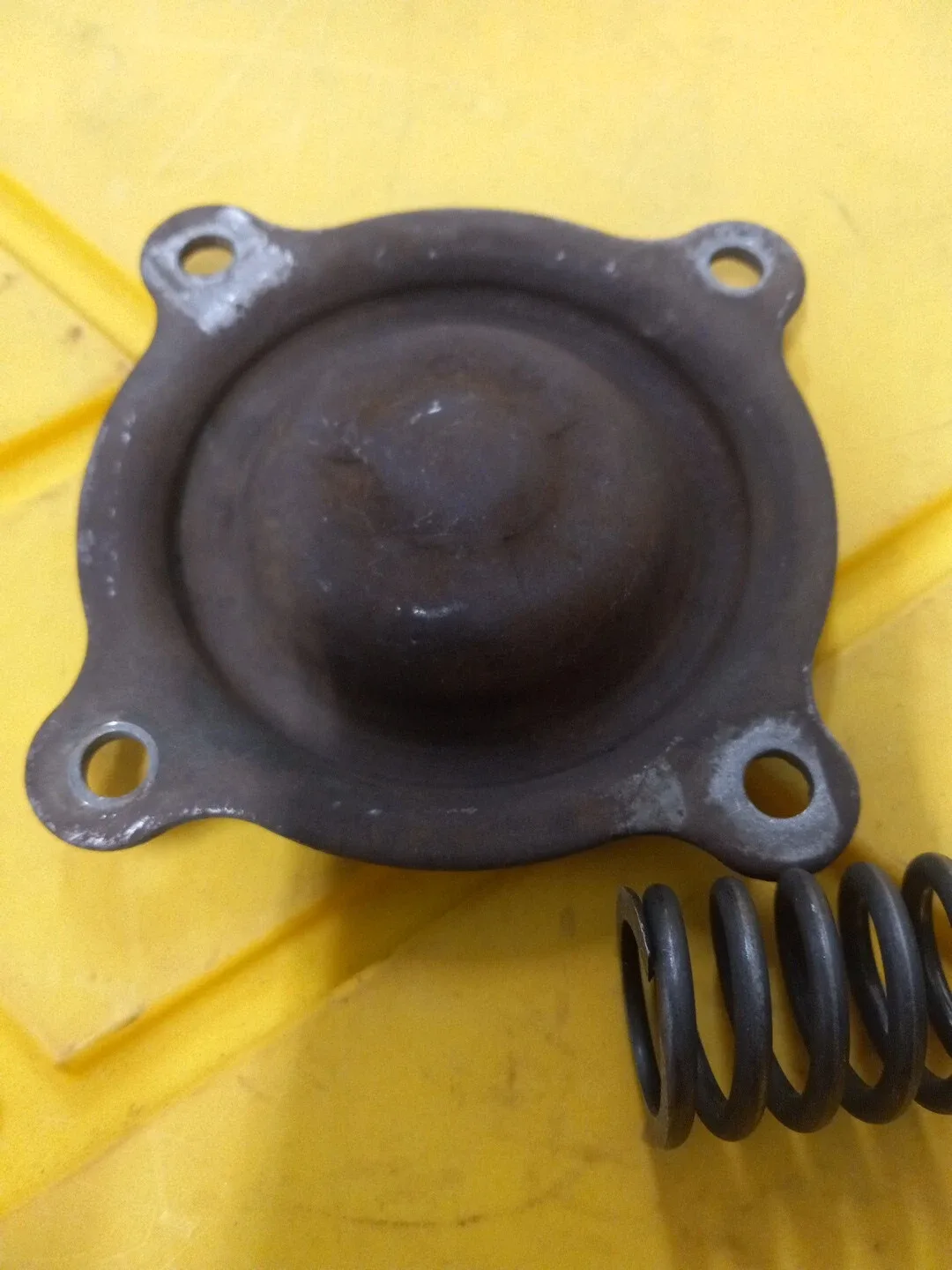 Used Early C-4 Reverse Servo Cover & Servo Spring - Ford Servo image 3