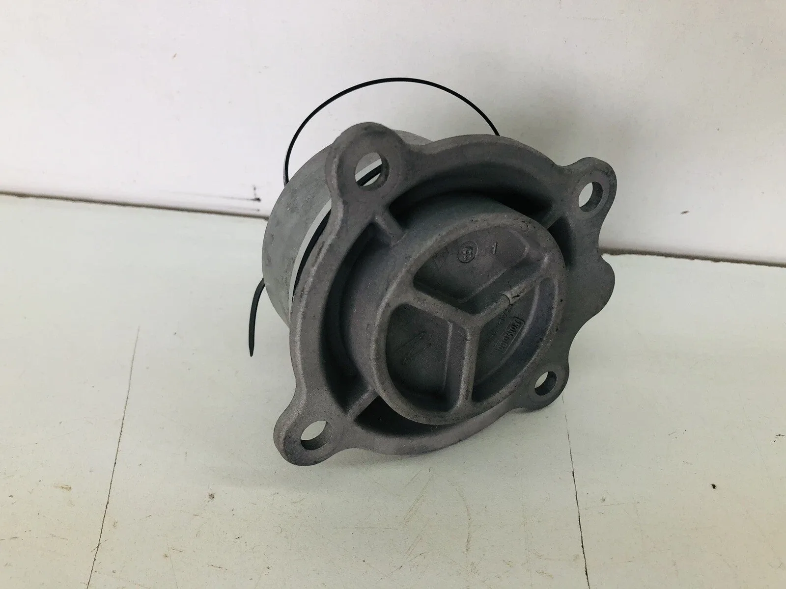 Ford C6 Transmission Servo D3AP-AA (Used) image 2