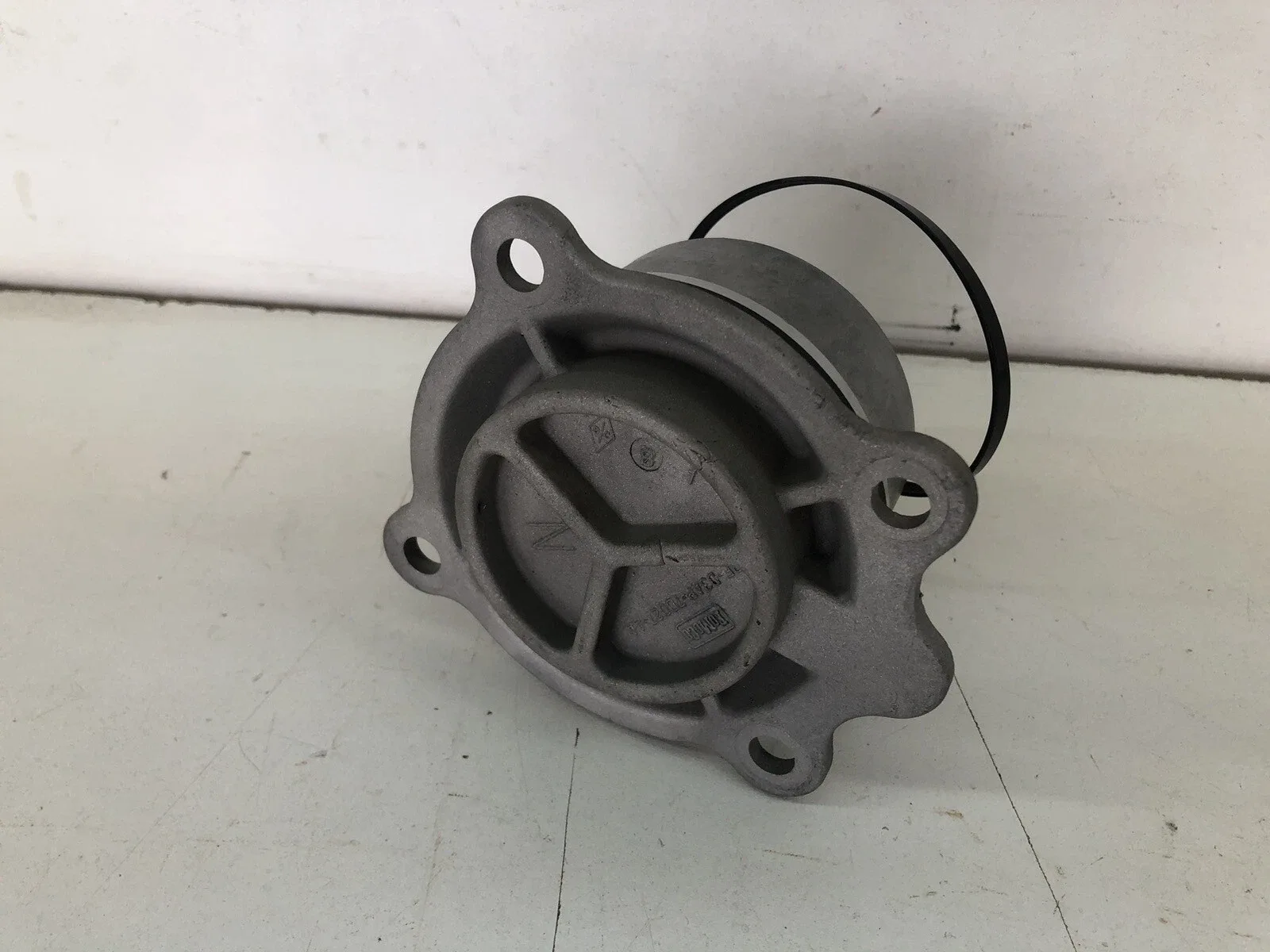 Ford C6 Transmission Servo D3AP-AA (Used)