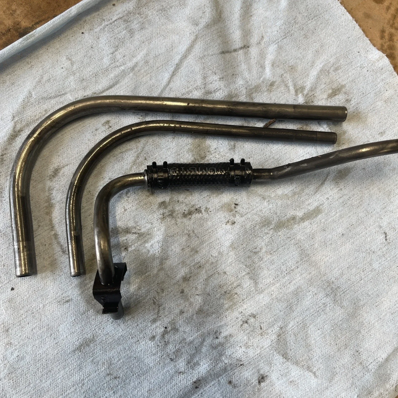 2004 Grand Prix Servo Pickup Tubes - OEM (Used) image 2