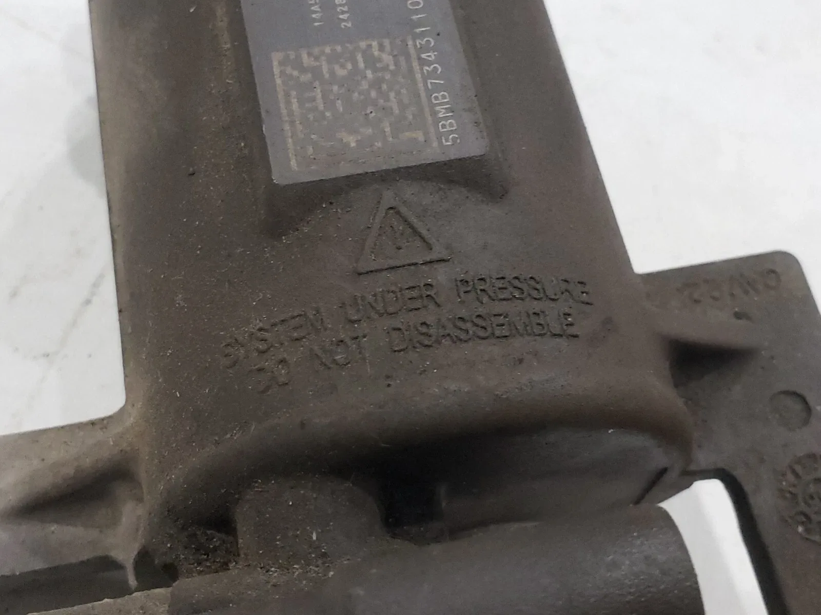 2018 Chevrolet Cruze Automatic Transmission Servo OEM image 2