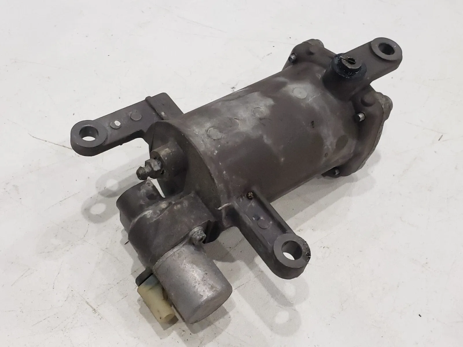 2018 Chevrolet Cruze Automatic Transmission Servo OEM image 3