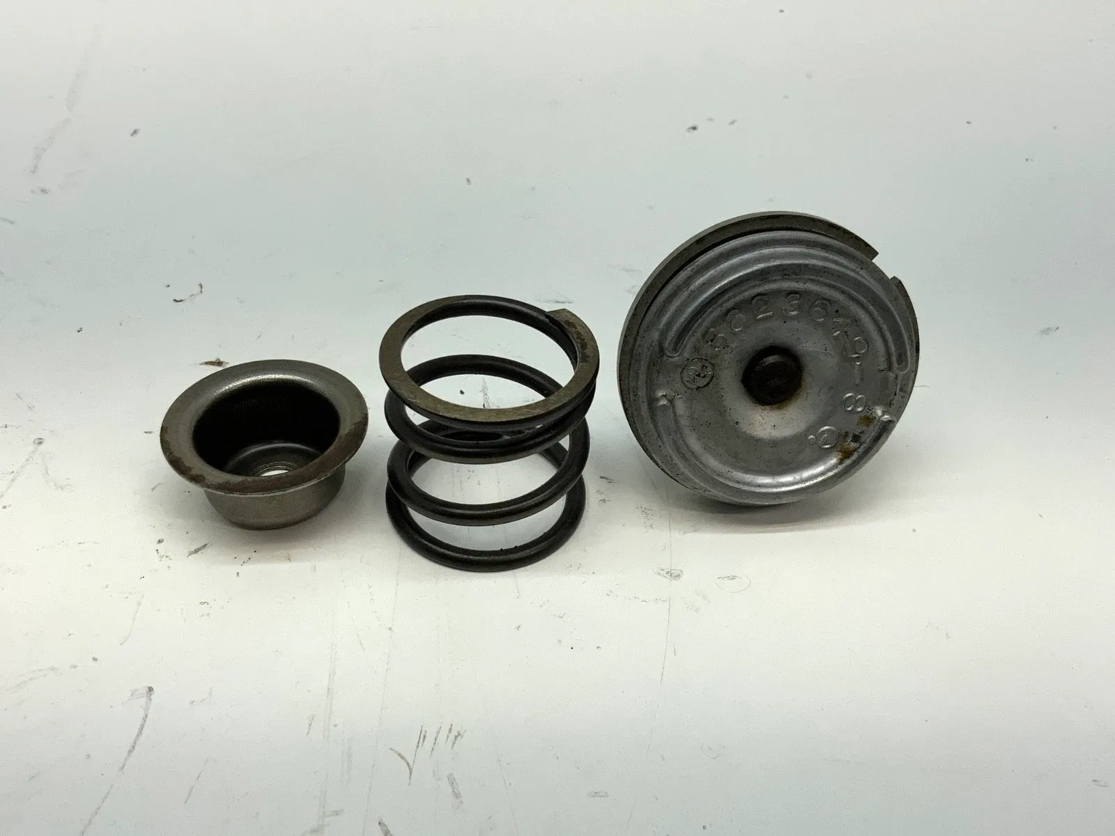 GM TH400 Front Servo Piston Assembly 8623649-8 (1964-1970) image 3