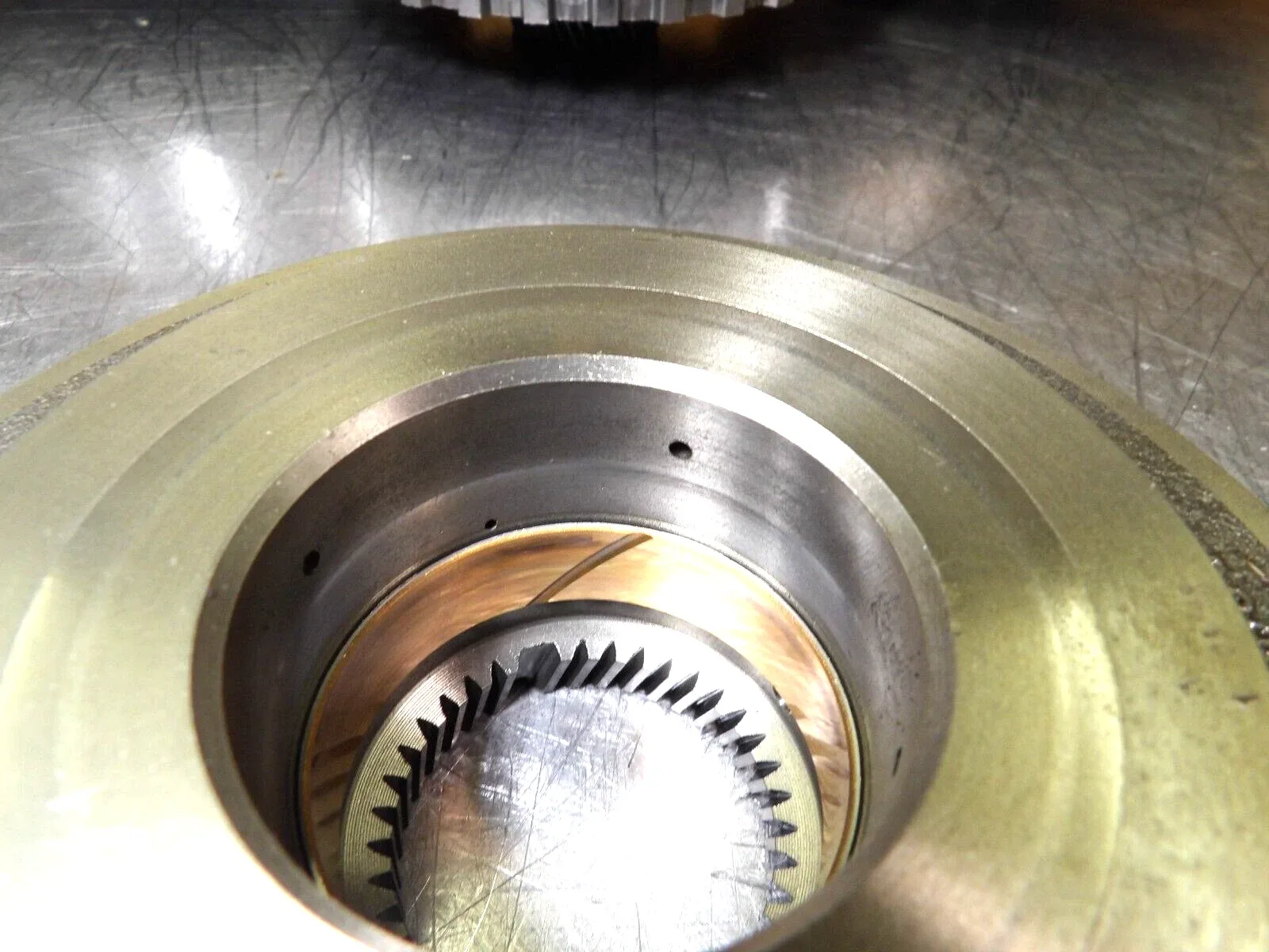 Ford E4OD Coast Clutch Drum (Cast) - Used image 3