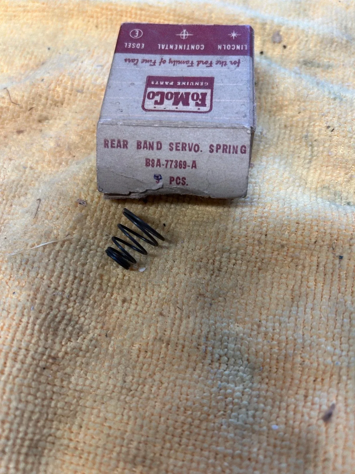 1960s Ford/Mercury Rear Band Servo Spring B8A-77369-A (NOS)