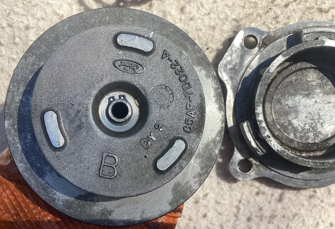 Ford C4 B Servo OEM Used with Spring & Bolts image 4