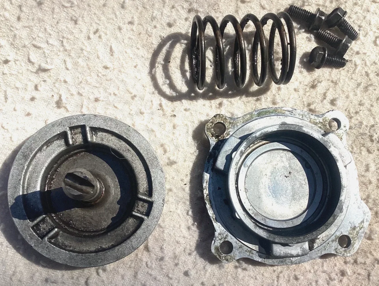 Ford C4 Transmission B Servo OEM Used image 3