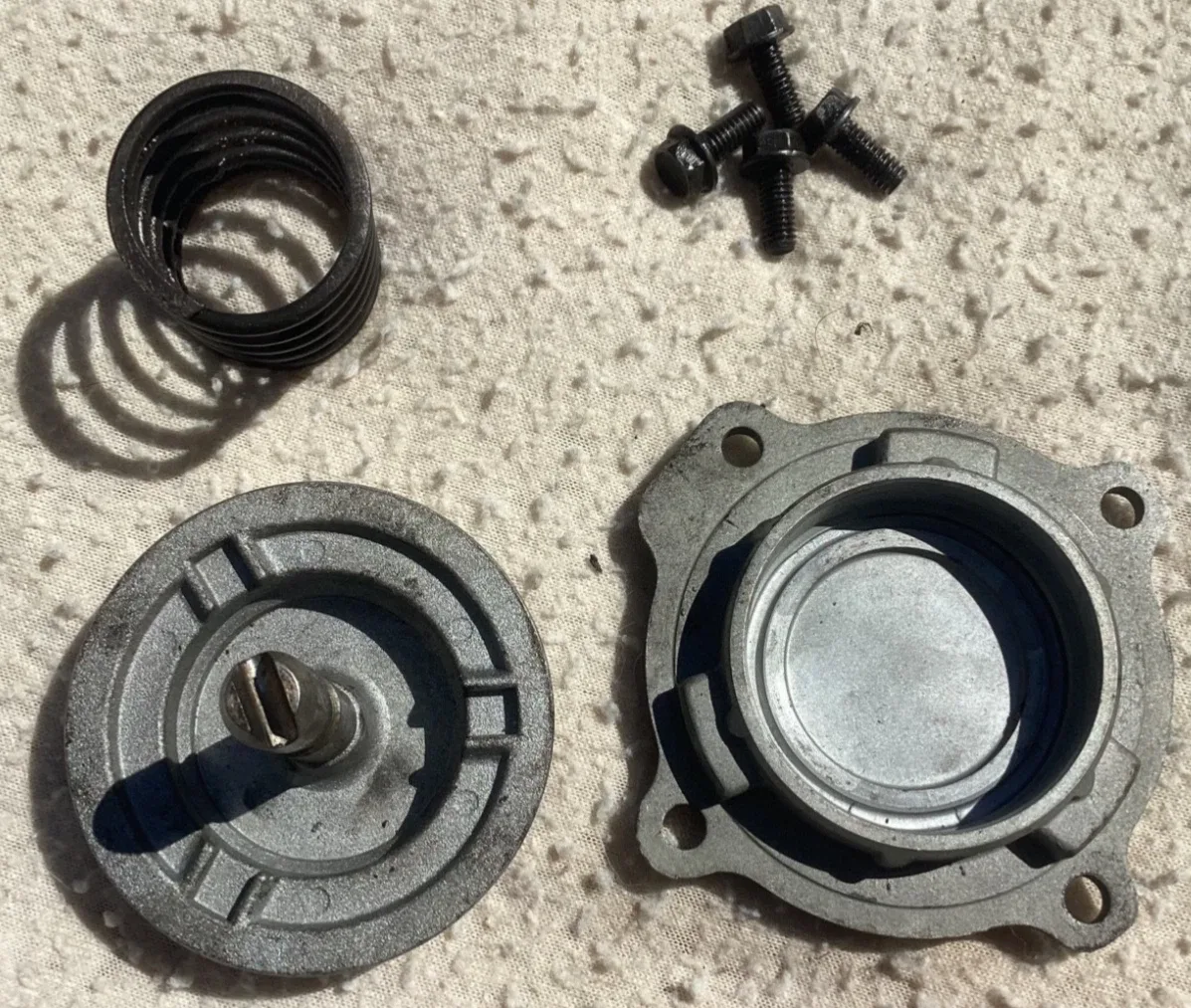 Ford C4 Transmission B Servo OEM Used image 4