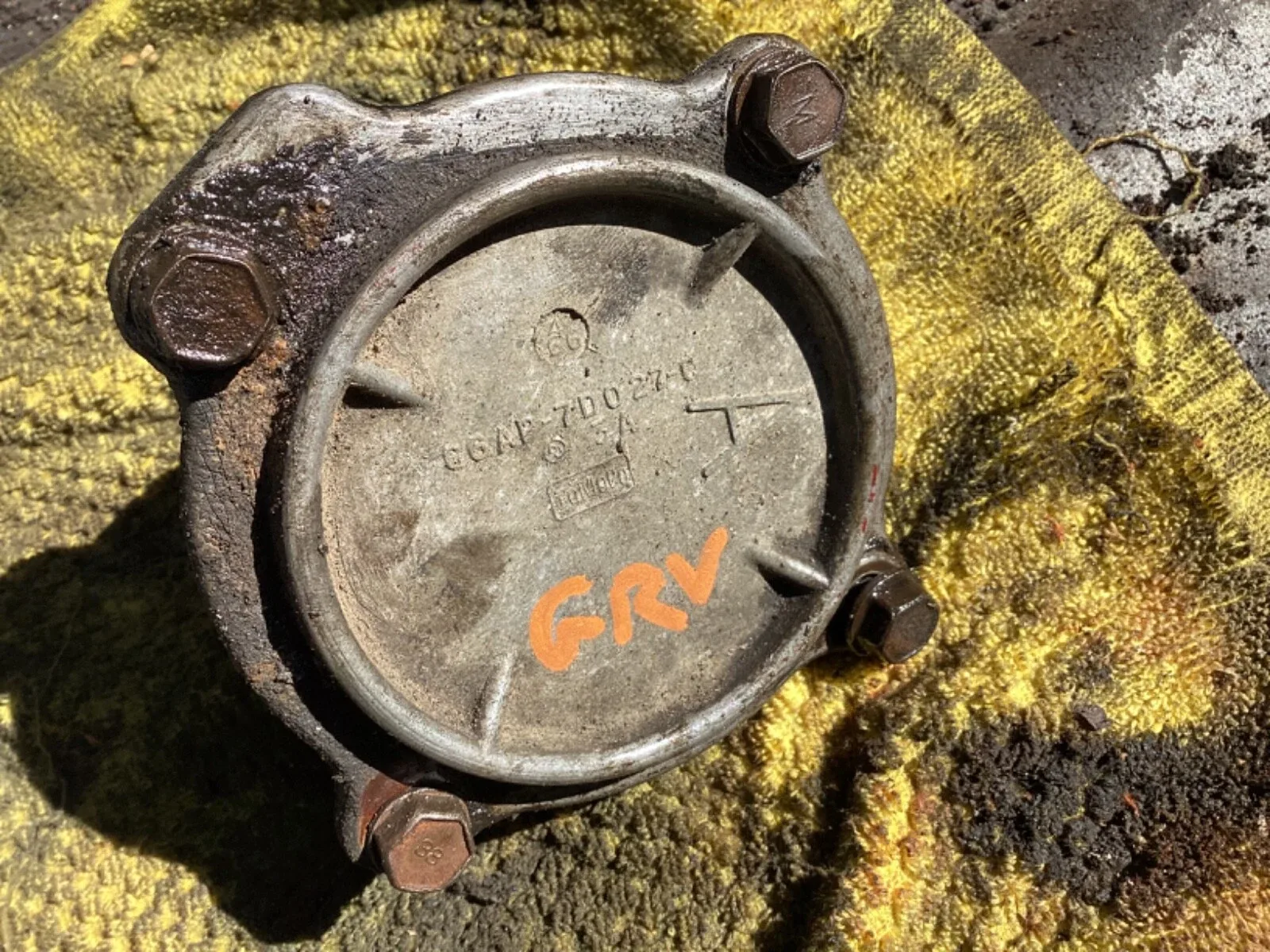 Ford C4 Automatic A Servo OEM Used with Spring & Bolts