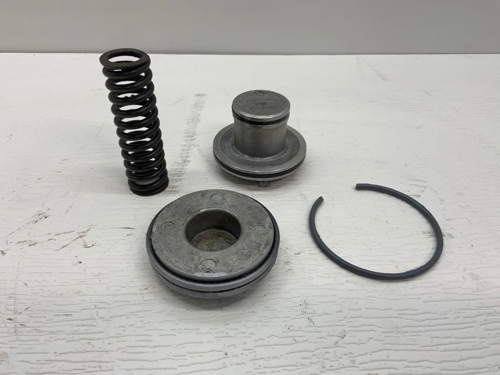 TH350 Intermediate Servo Assembly 6260359 GM (Chevrolet, Pontiac) image 3