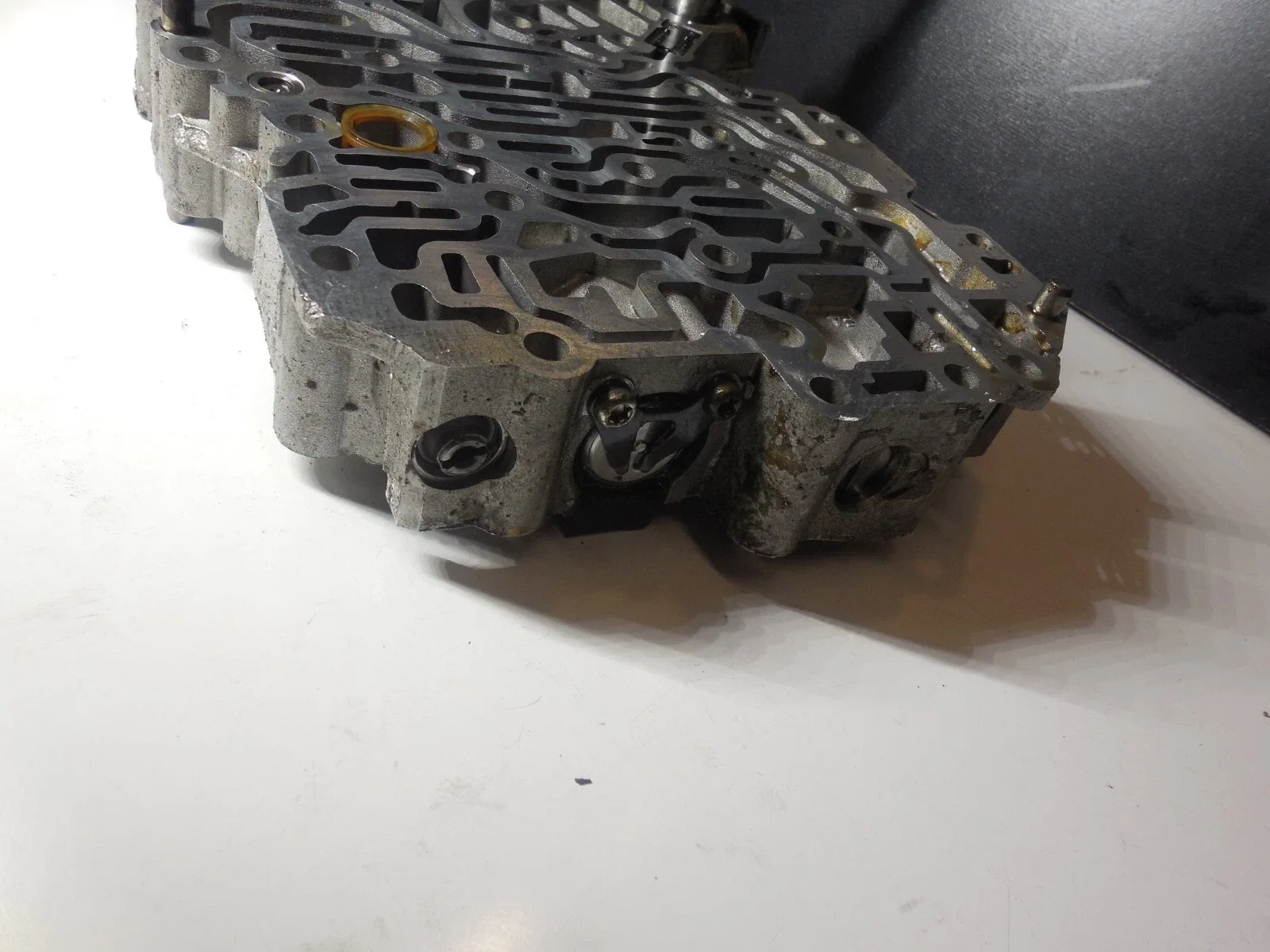 2007 Audi A6/A4 Transmission Valve Body G2B7009 image 4