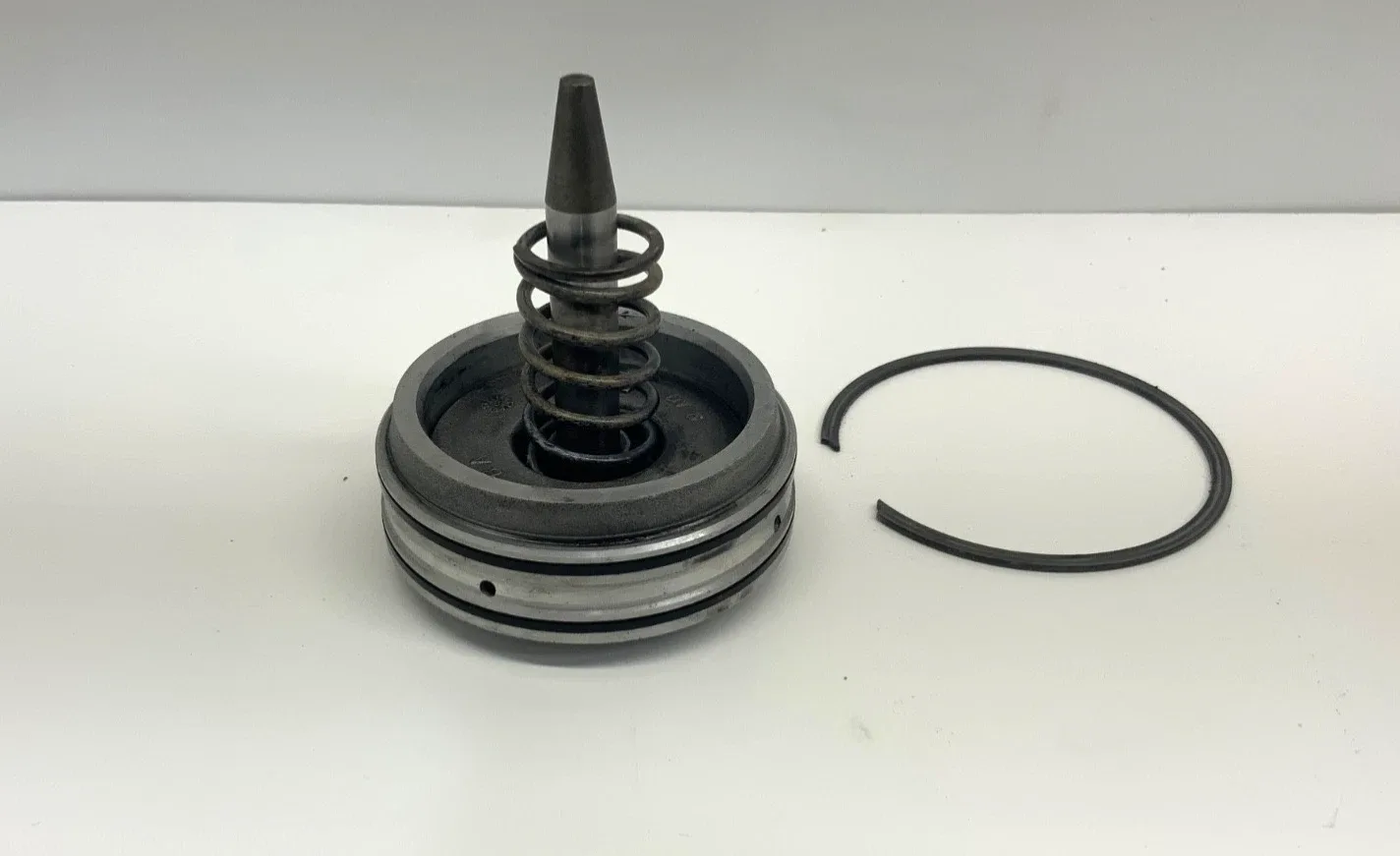 1980+ Ford F-150 AOD Overdrive Servo Assembly E0AP-7F202-BA / RF-E0AP-7F204-BB