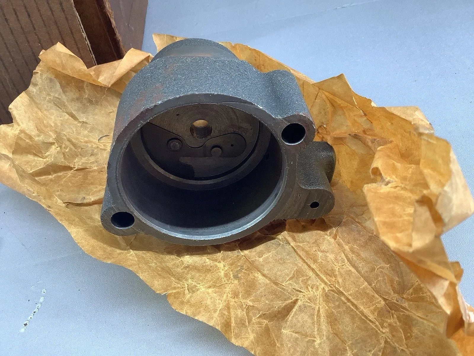 1954-1958 GM Hydra-Matic Rear Transmission Servo Piston 8614856 image 4