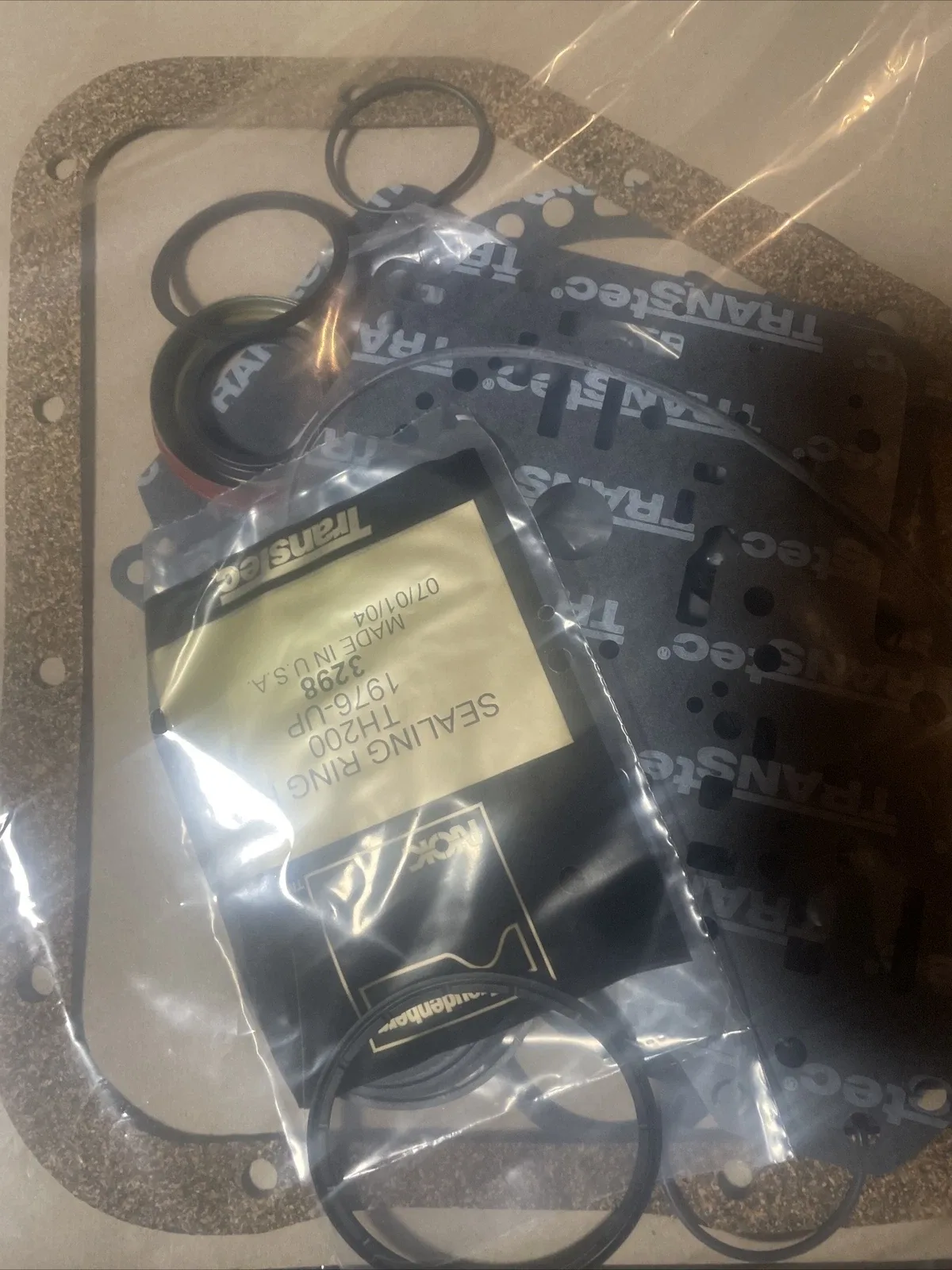 Turbo-Hydramatic 200 &200c W/servo Lip Seals 1976-87 2187 image 3