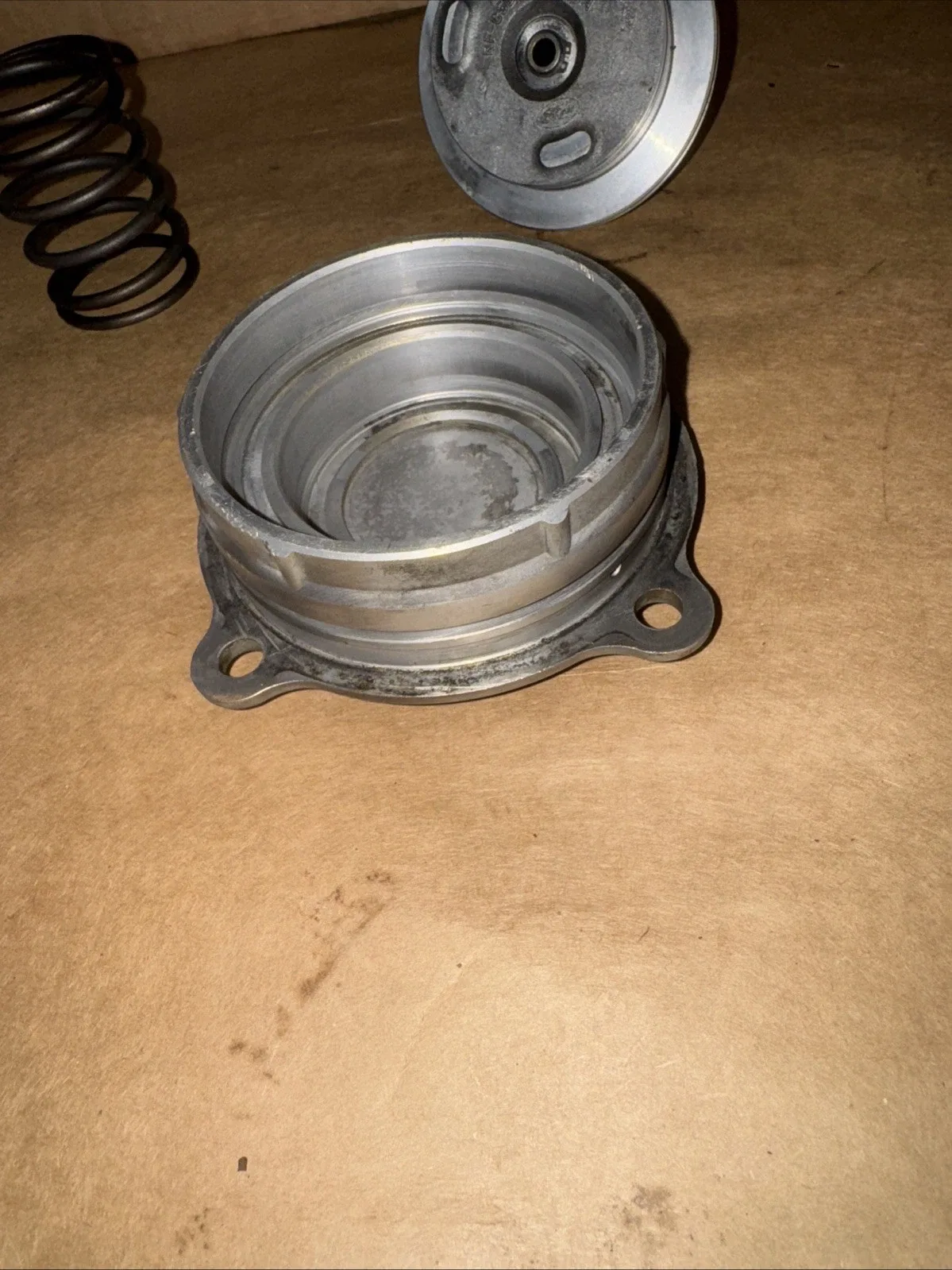 Ford C4 Intermediate Servo & Cap (Used) - Servo Assembly image 4