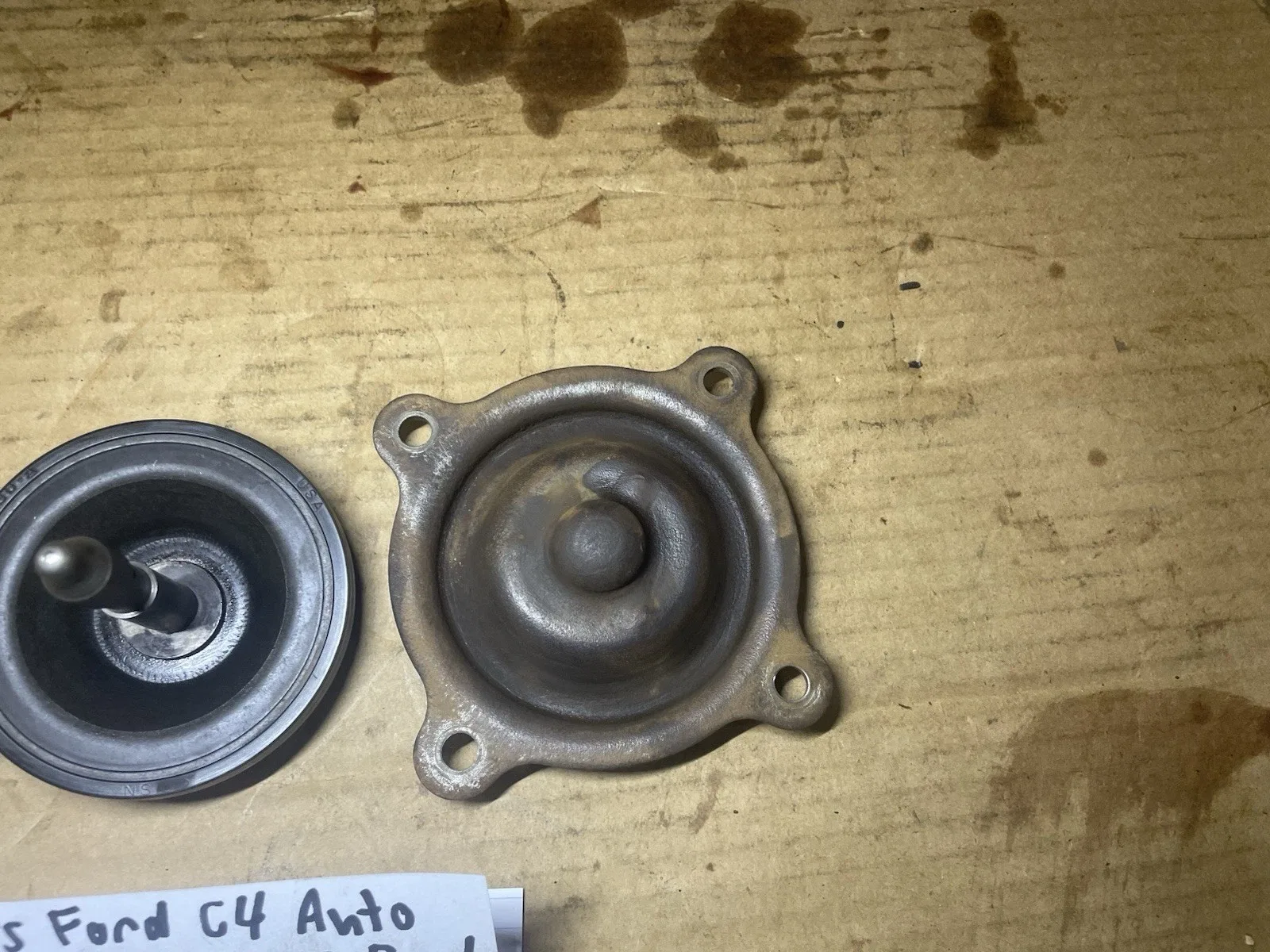 Ford C4 Reverse Band Servo Complete Assembly w/Bolts image 2