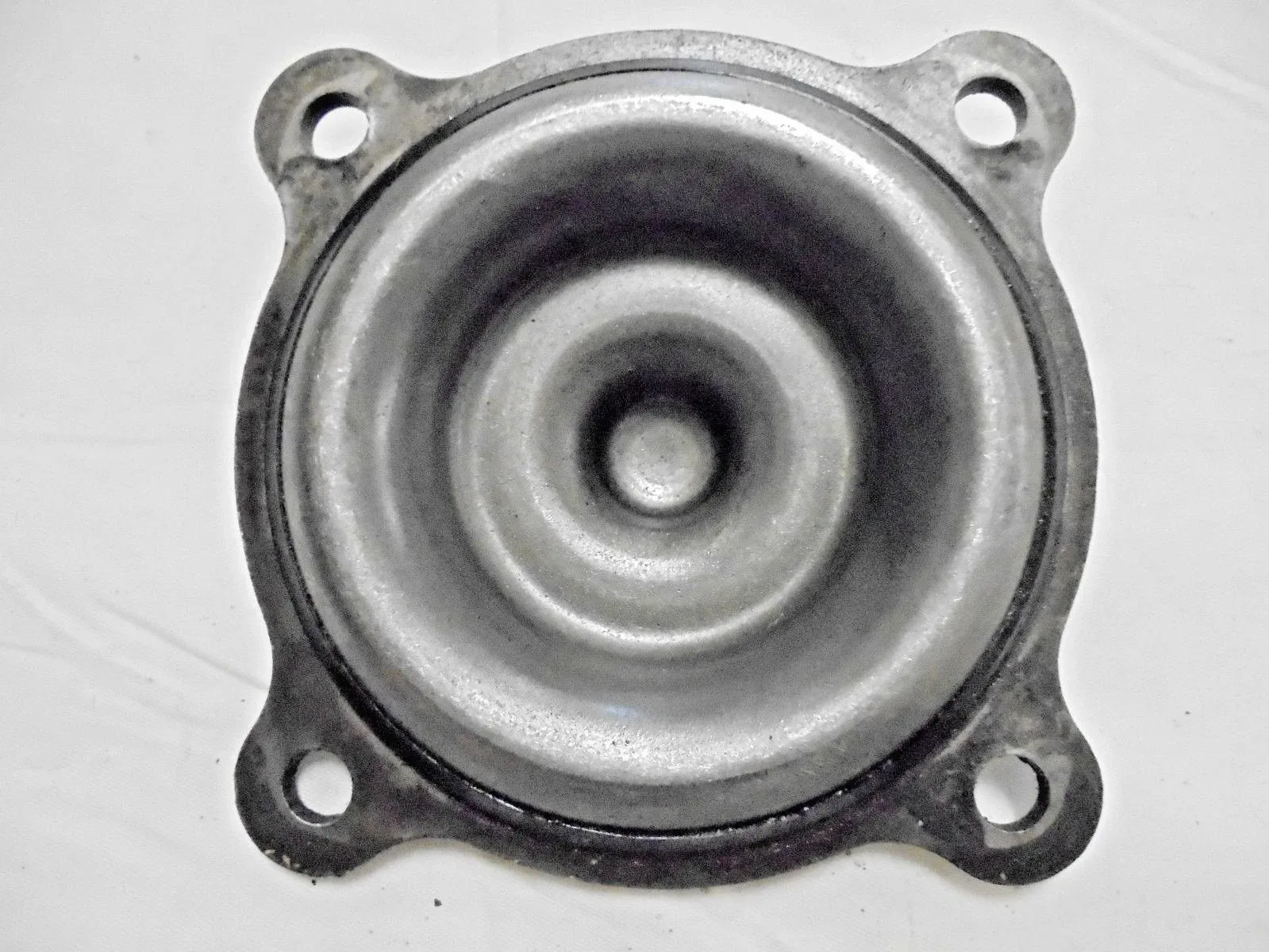 1965-1986 Mustang Automatic C4 Transmission Low & Reverse Servo Band Cover image 3